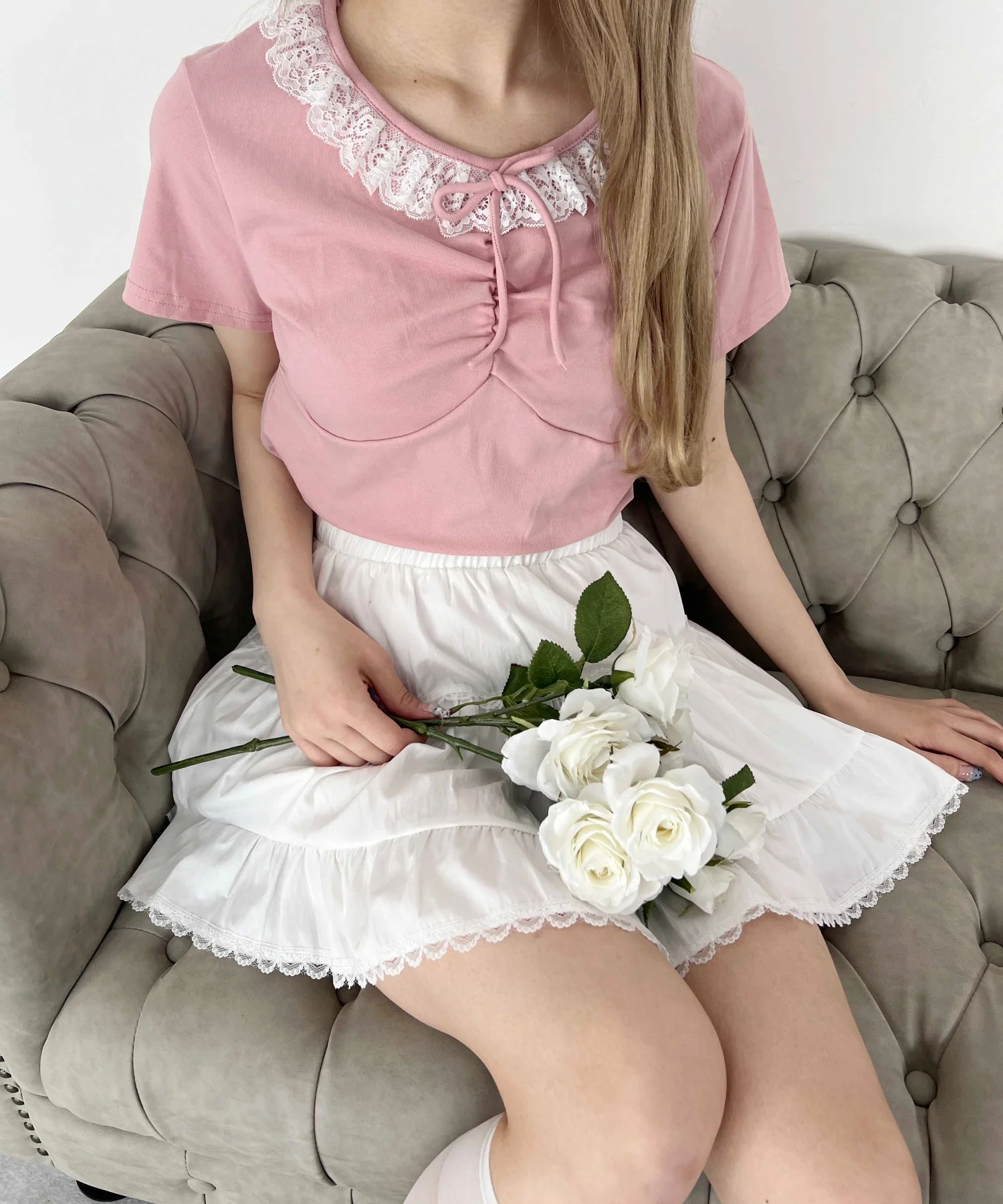 フロントギャザーレースネックTシャツ - Image 5