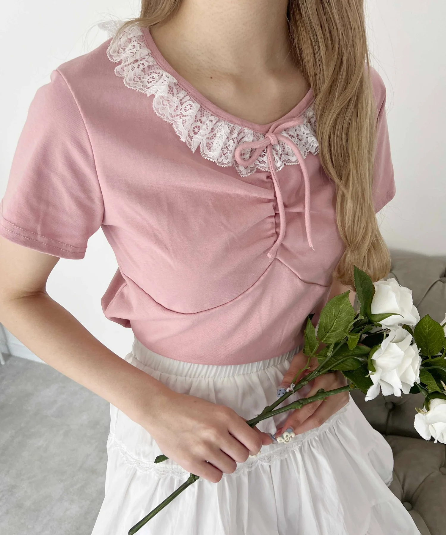 フロントギャザーレースネックTシャツ - Image 6