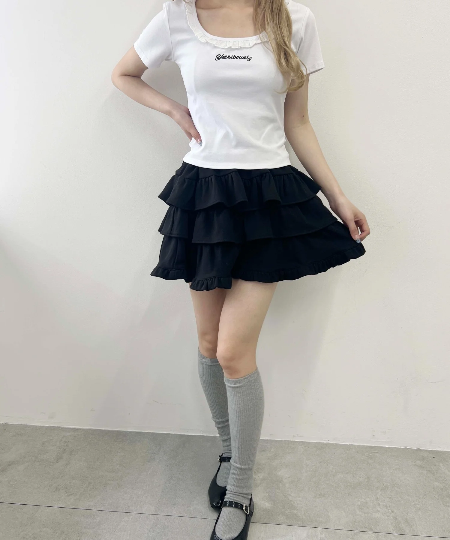 レースネックTシャツ - Image 6