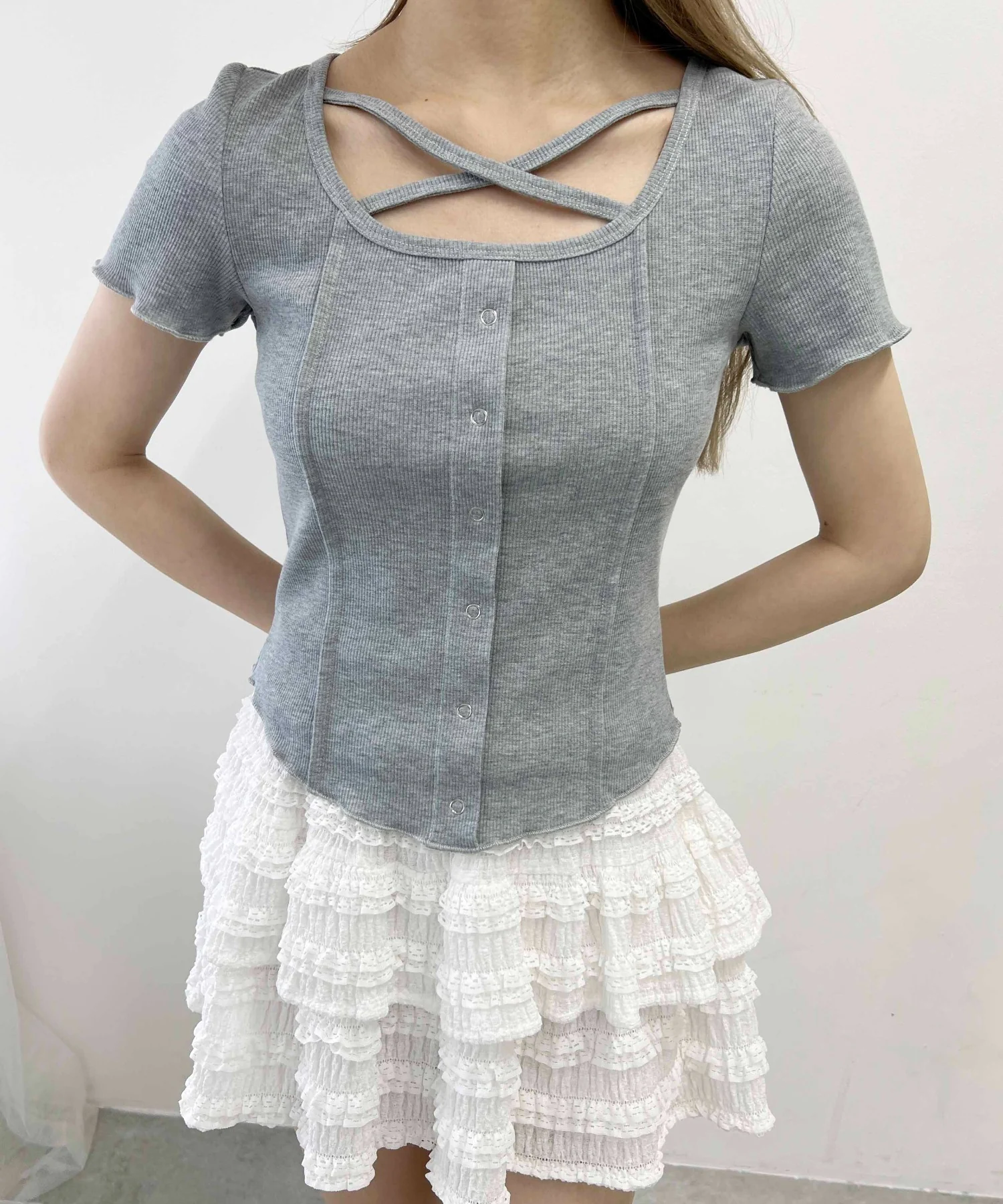 クロスデザインTシャツ - Image 11