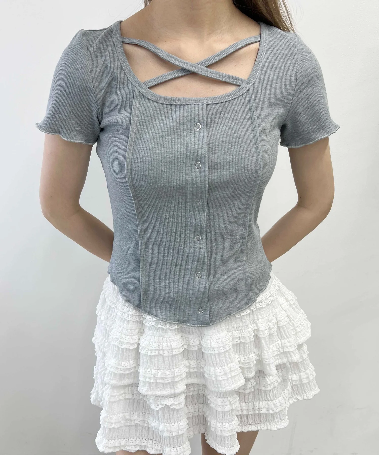 クロスデザインTシャツ - Image 9