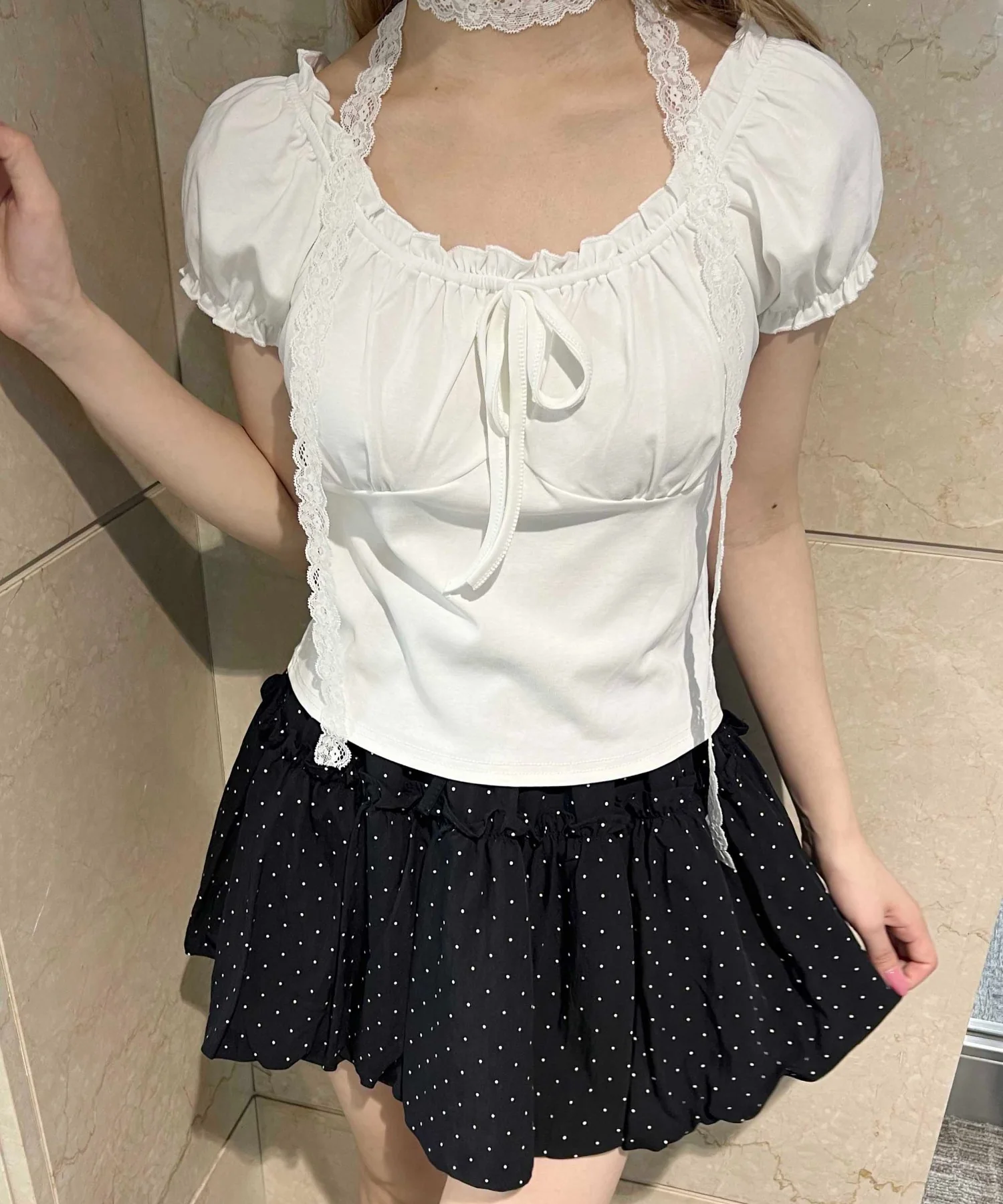 ミニパフスリーブリボンTシャツ - Image 2
