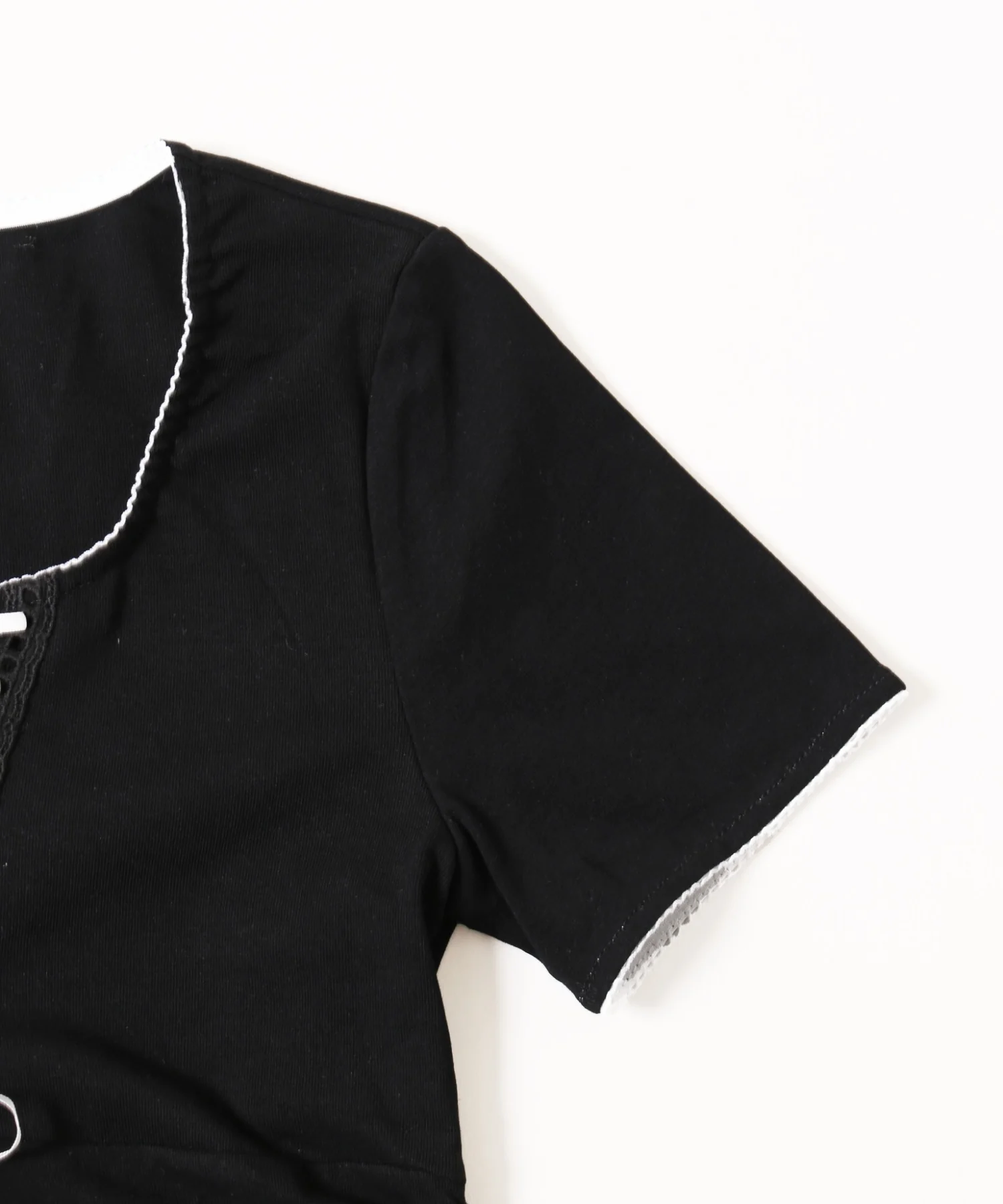 リボンレースアップTシャツ - Image 17