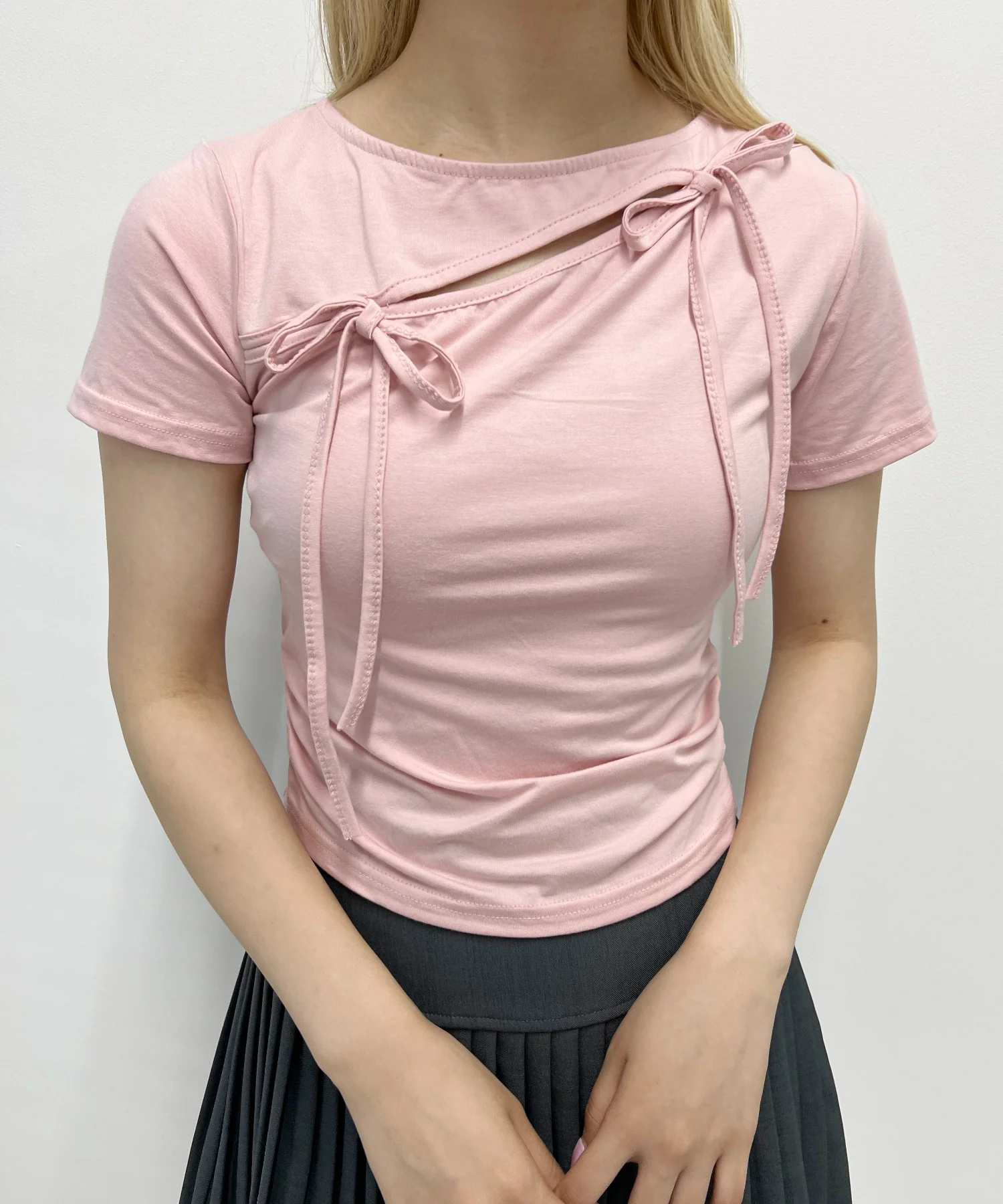 カットアウトWリボンTシャツ - Image 5