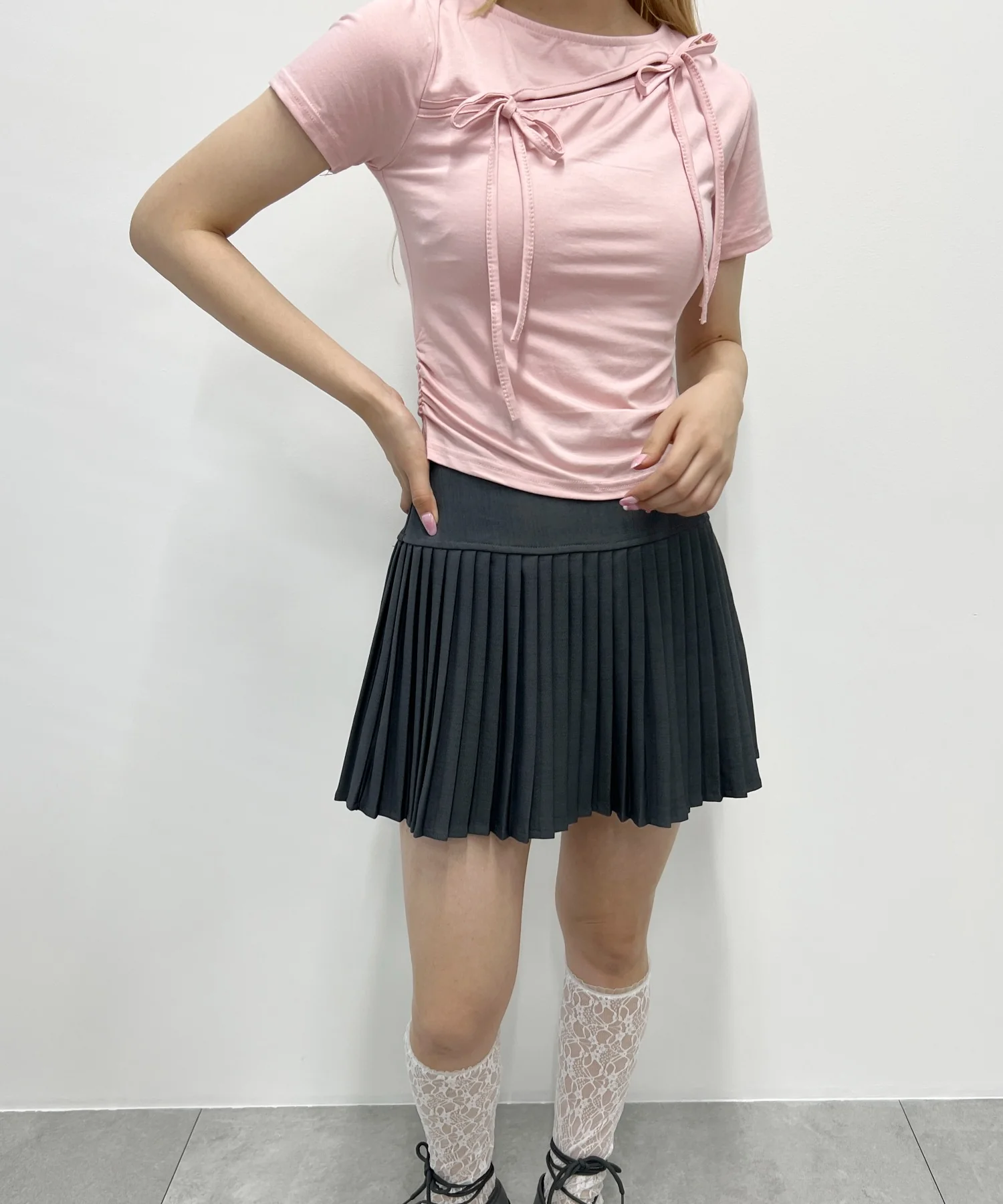 カットアウトWリボンTシャツ - Image 9