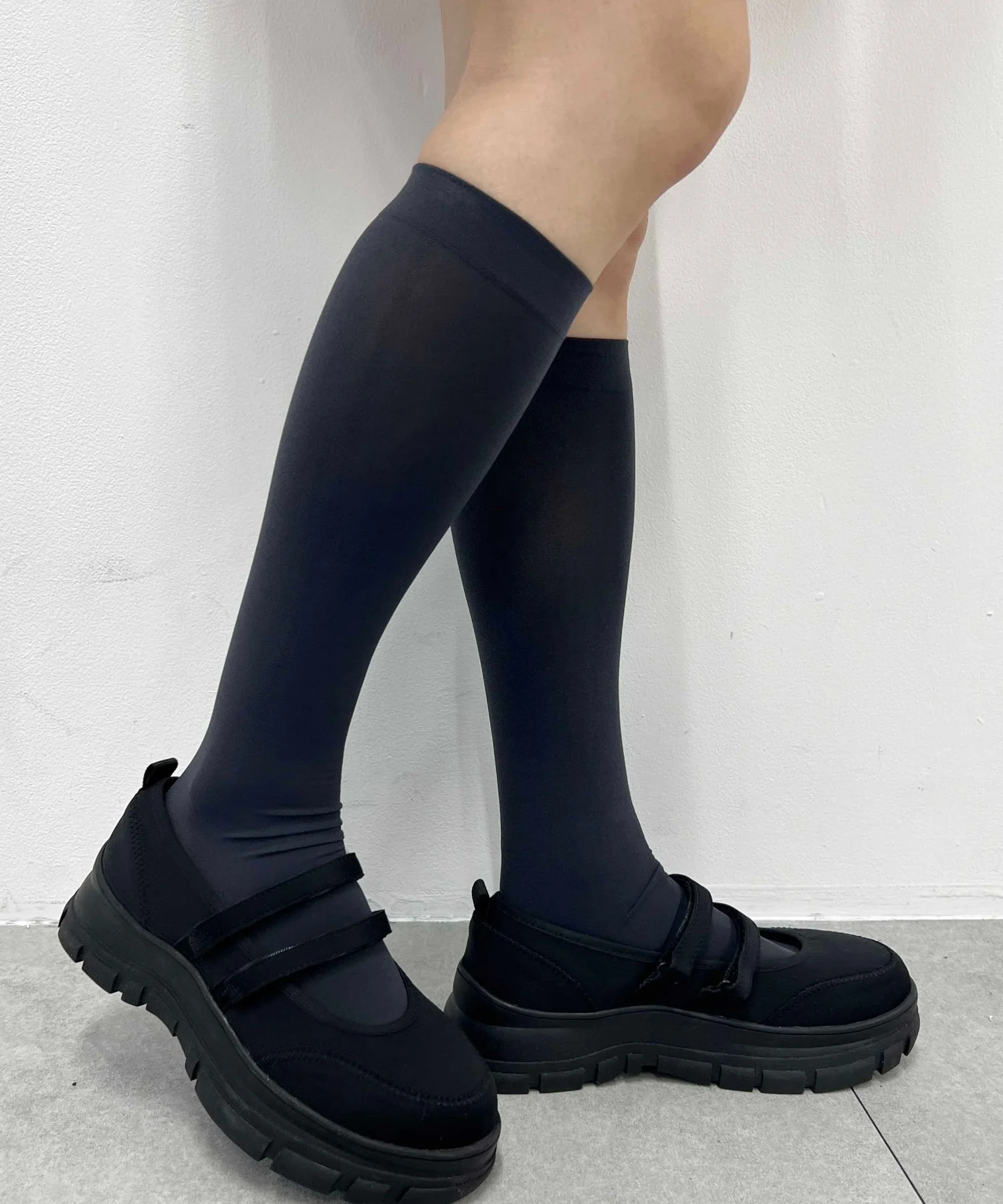 無地ミドルソックス - Image 10