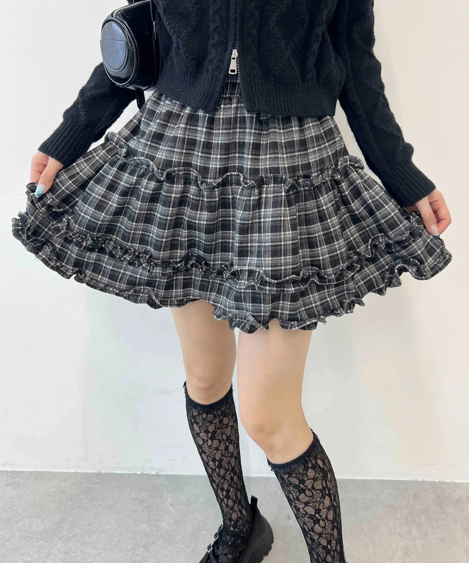 チェックフリルミニスカート - Image 2