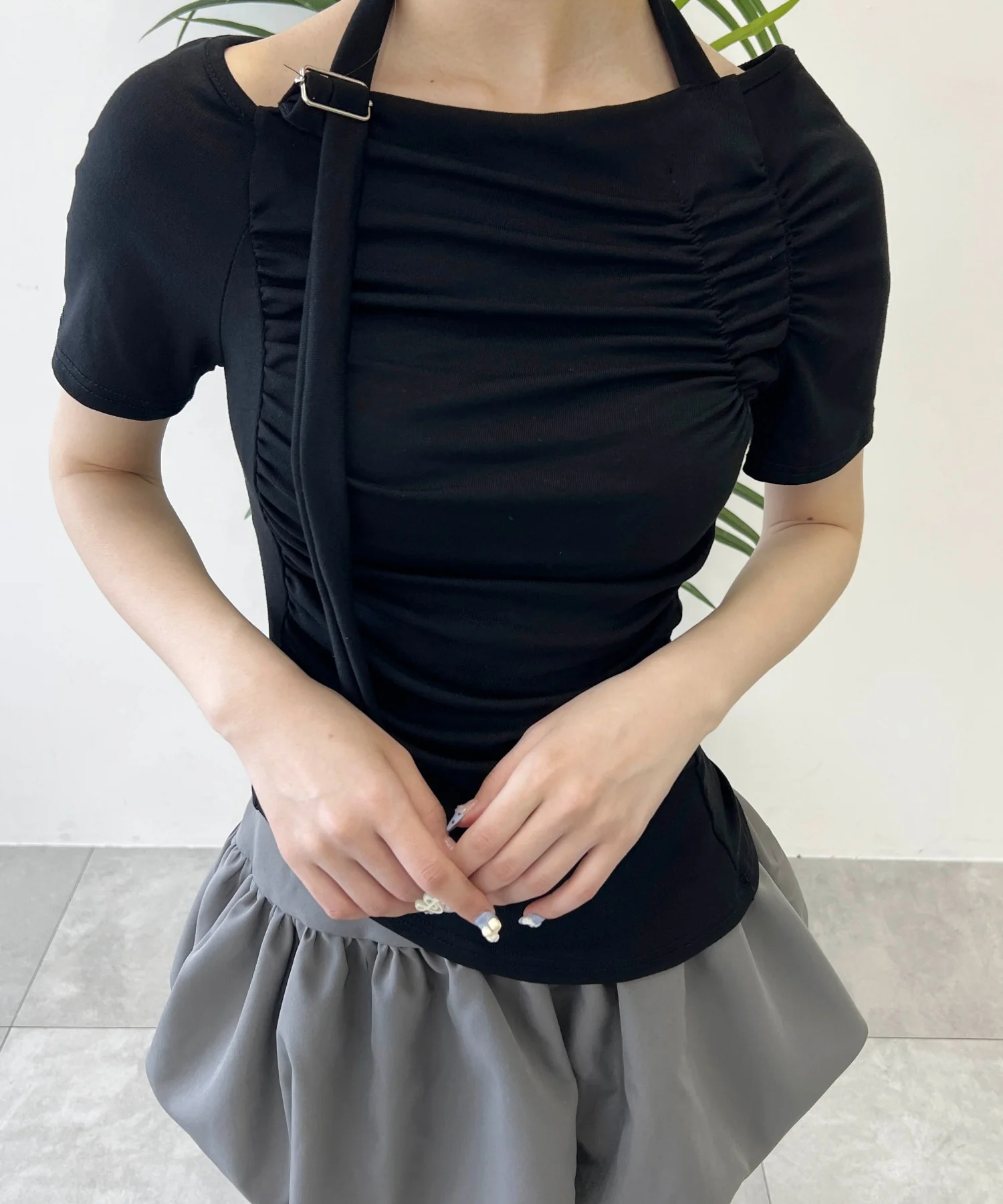 ベルトデザインオフショルTシャツ - Image 13