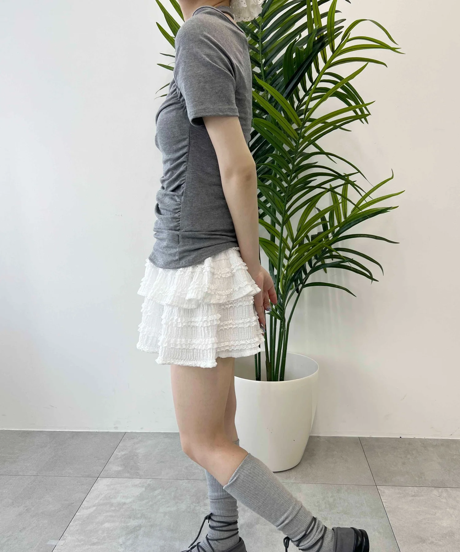 ベルトデザインオフショルTシャツ - Image 8