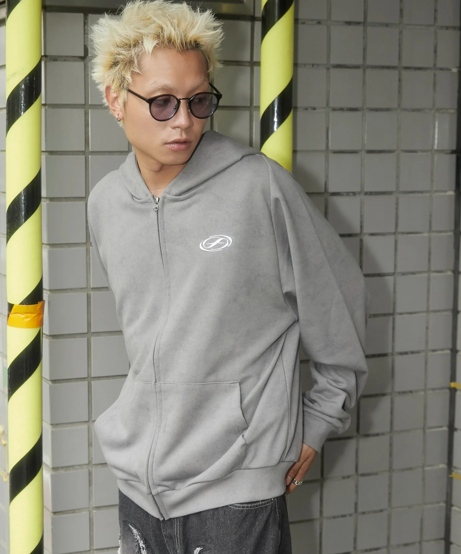 メタルワンポイントZIPパーカー - Image 10