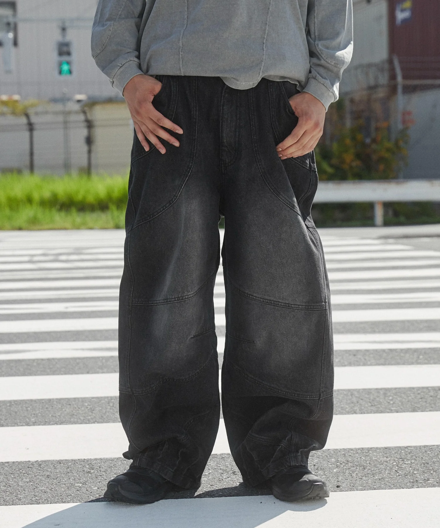 スーパービッグバレルレッグデニムパンツ - Image 2