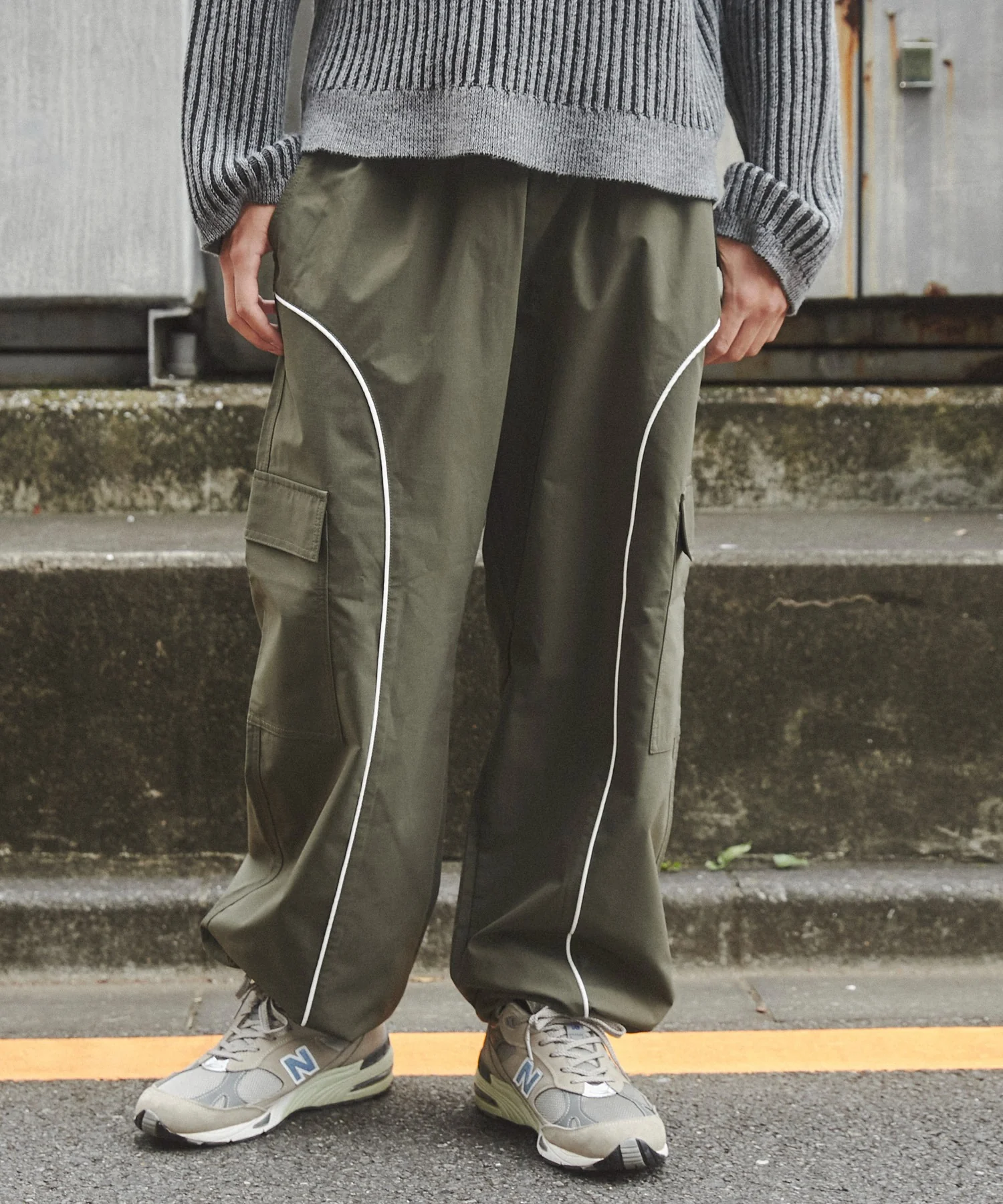 イージーパイピングカーゴパンツ - Image 10