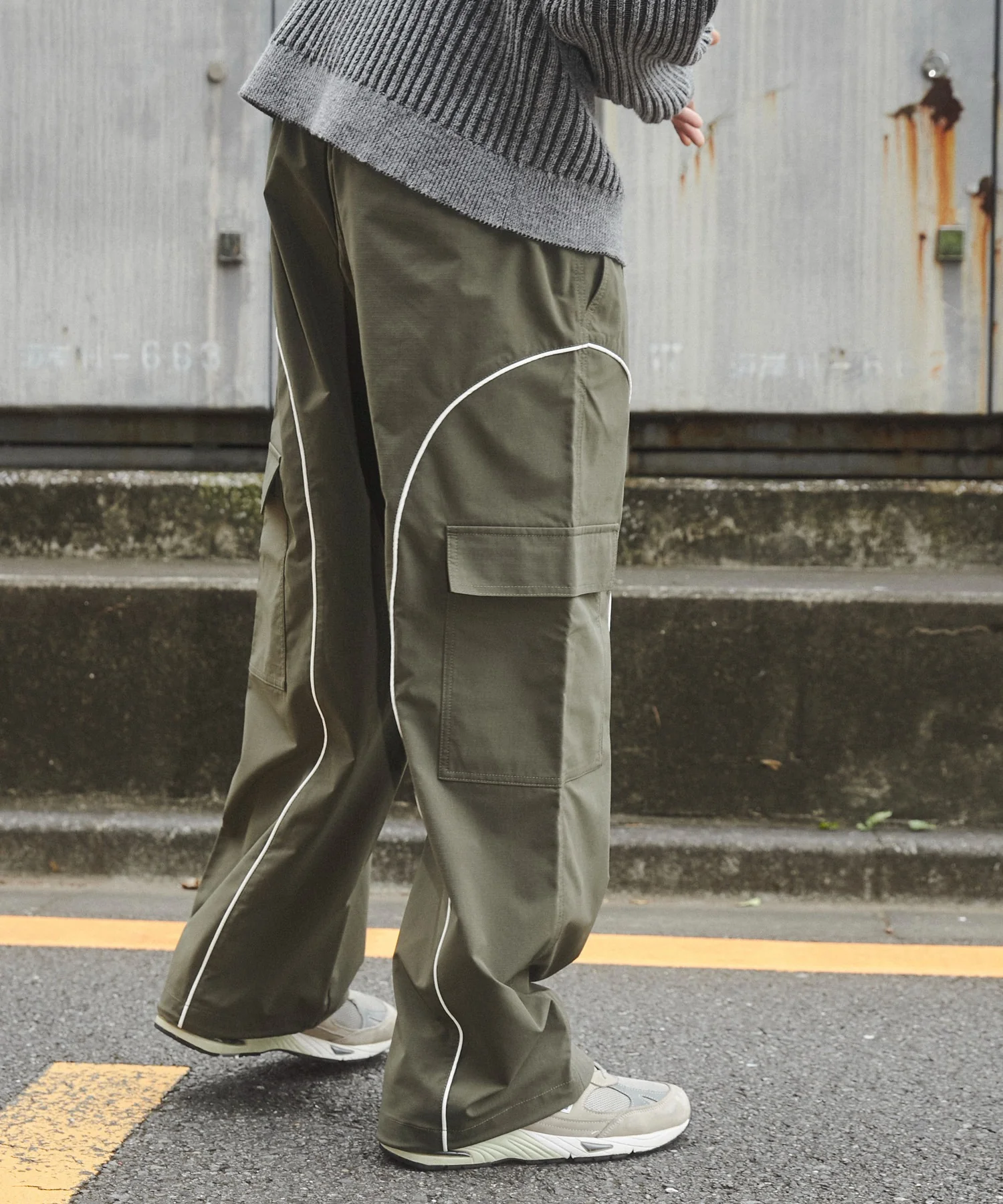 イージーパイピングカーゴパンツ - Image 9
