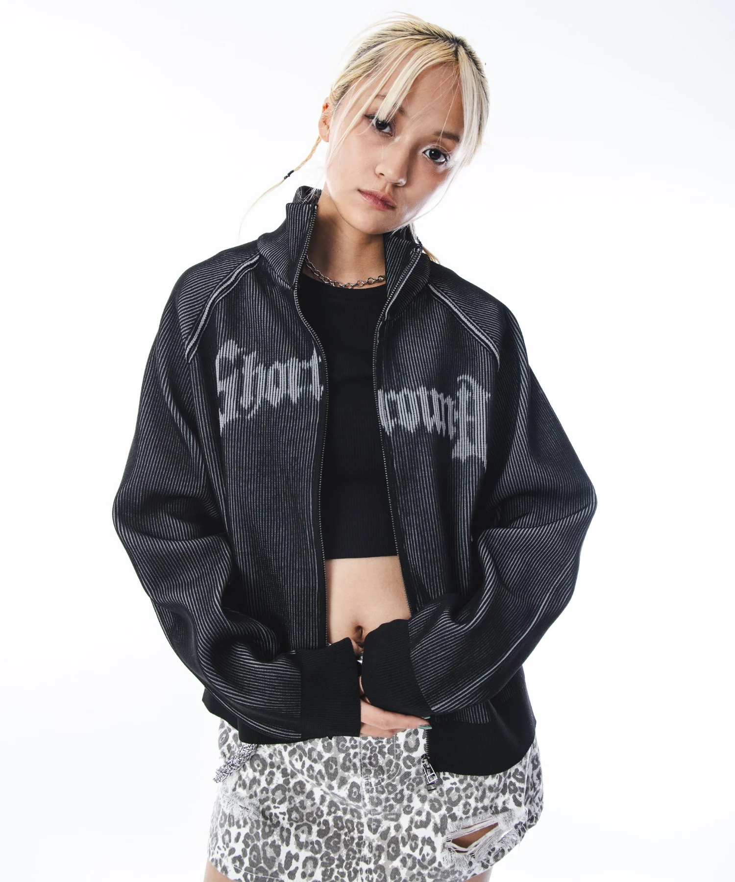 ショートグラフィックニットブルゾン - Image 44