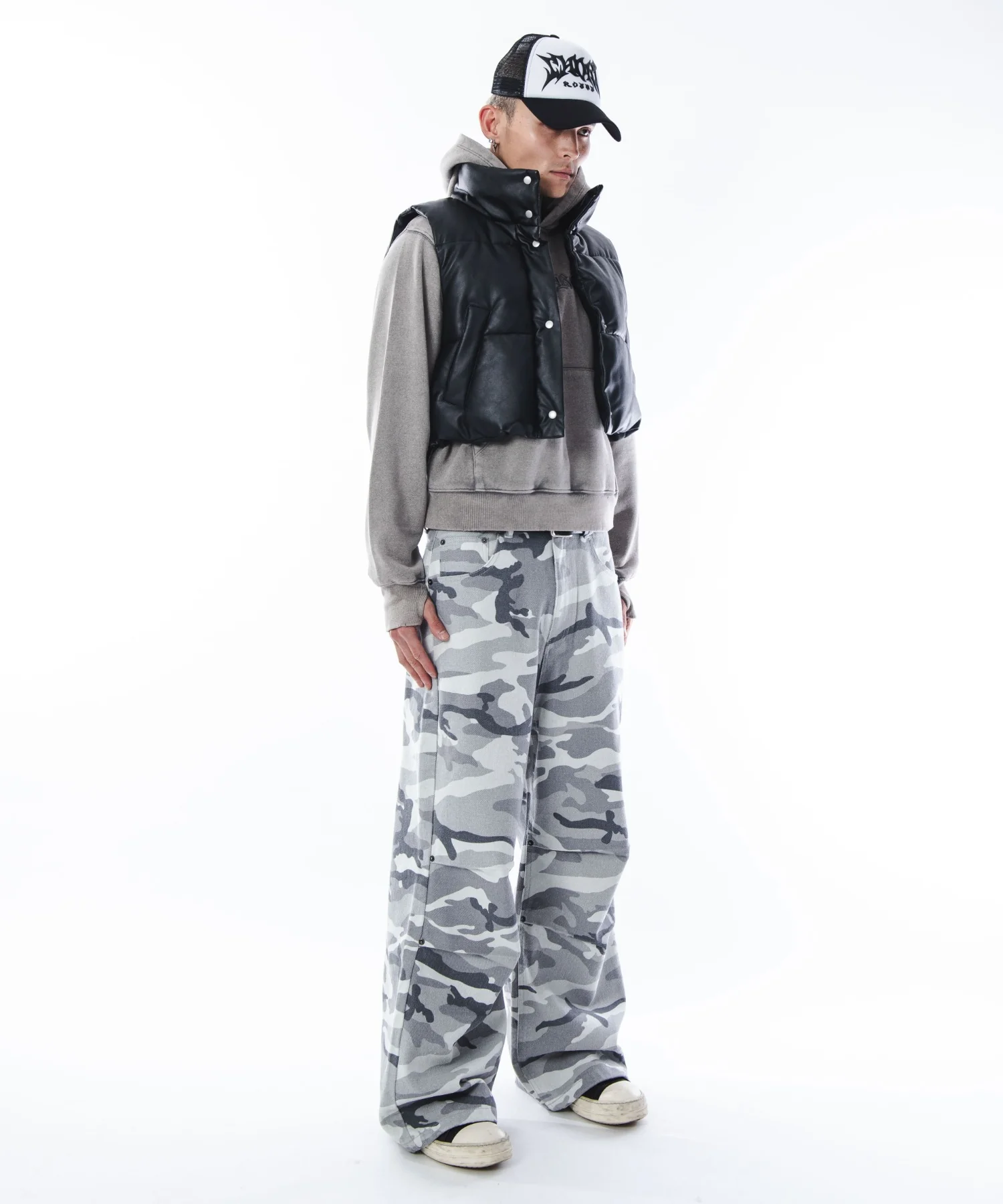 コンパクトフィットロゴプルパーカー - Image 15