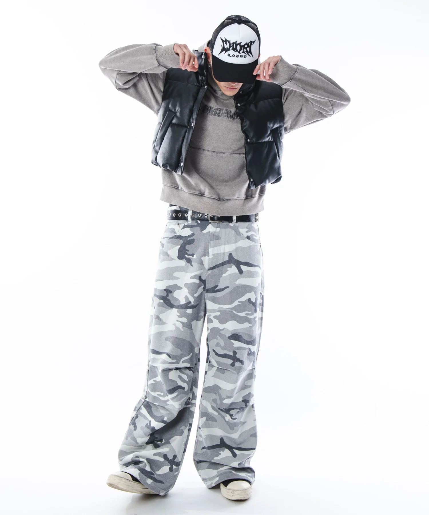 コンパクトフィットロゴプルパーカー - Image 16