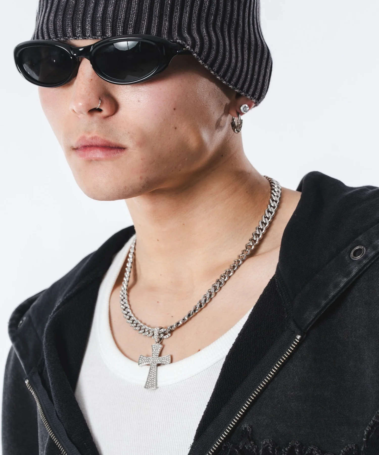 Mモチーフラインストーンネックレス - Image 12