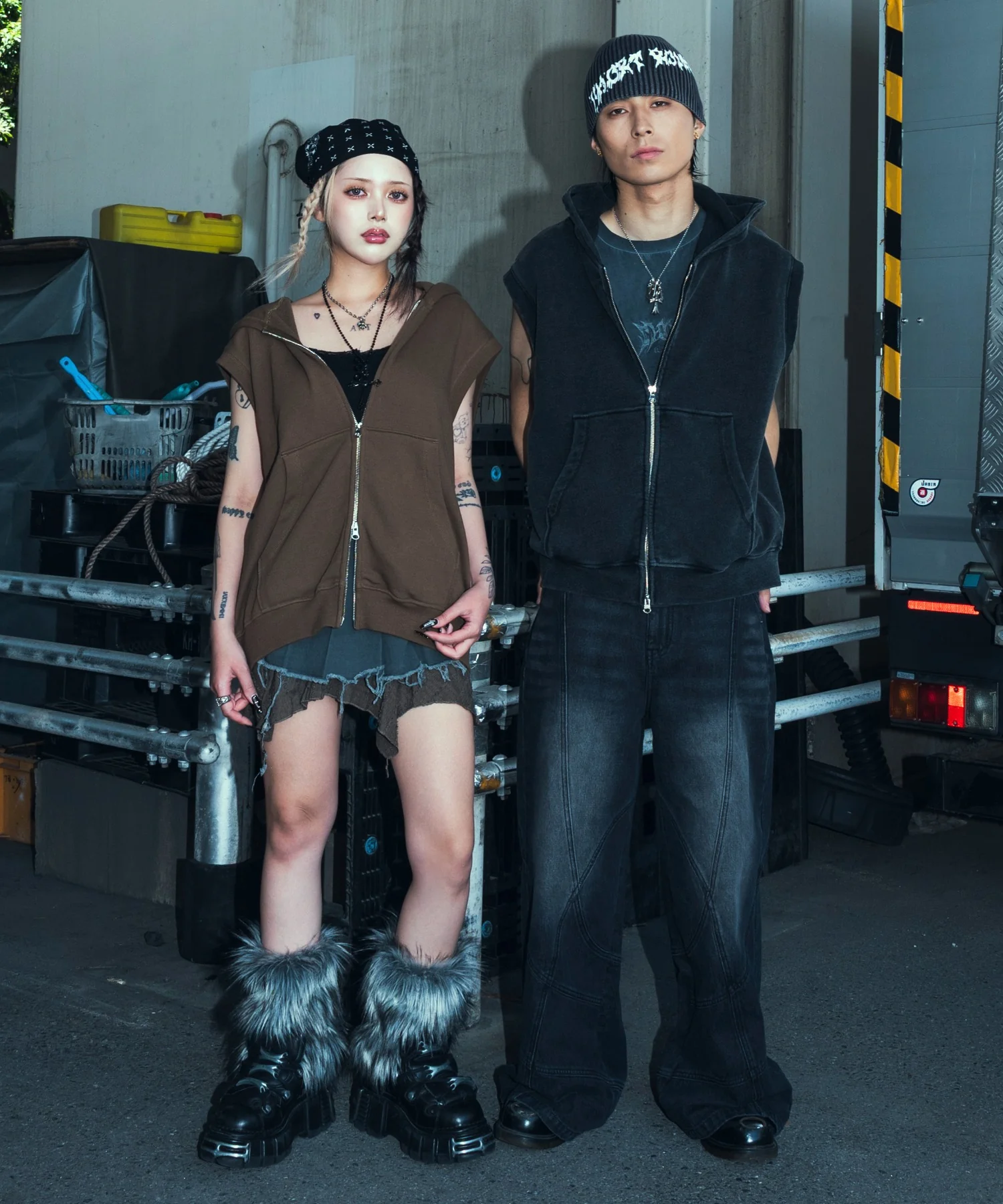 ショートノースリーブZIPパーカー - Image 7