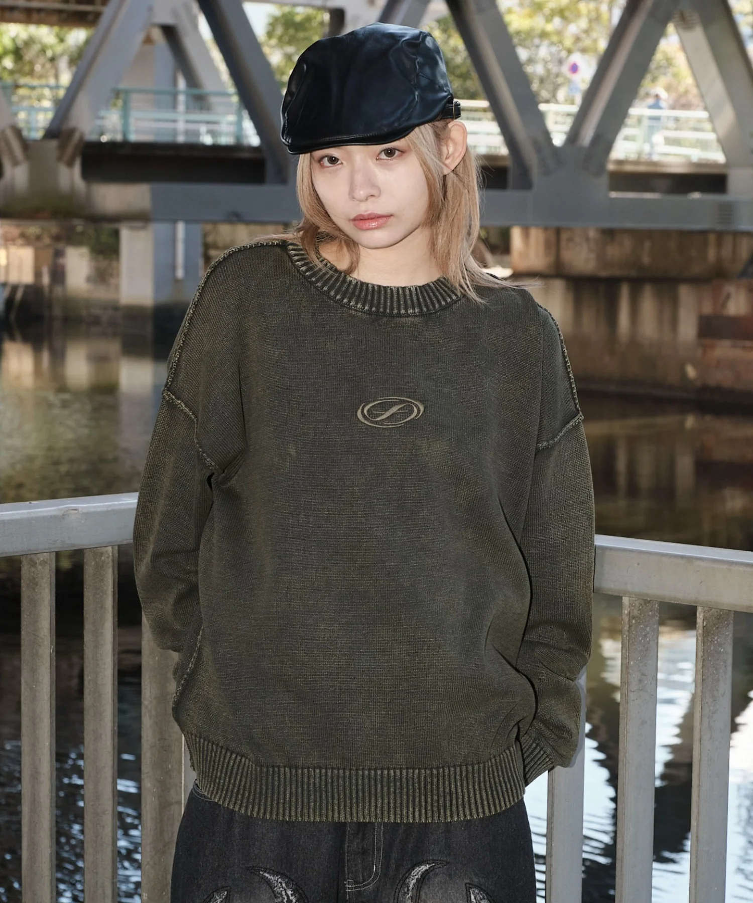 ピグメントロゴニットプルオーバー - Image 18