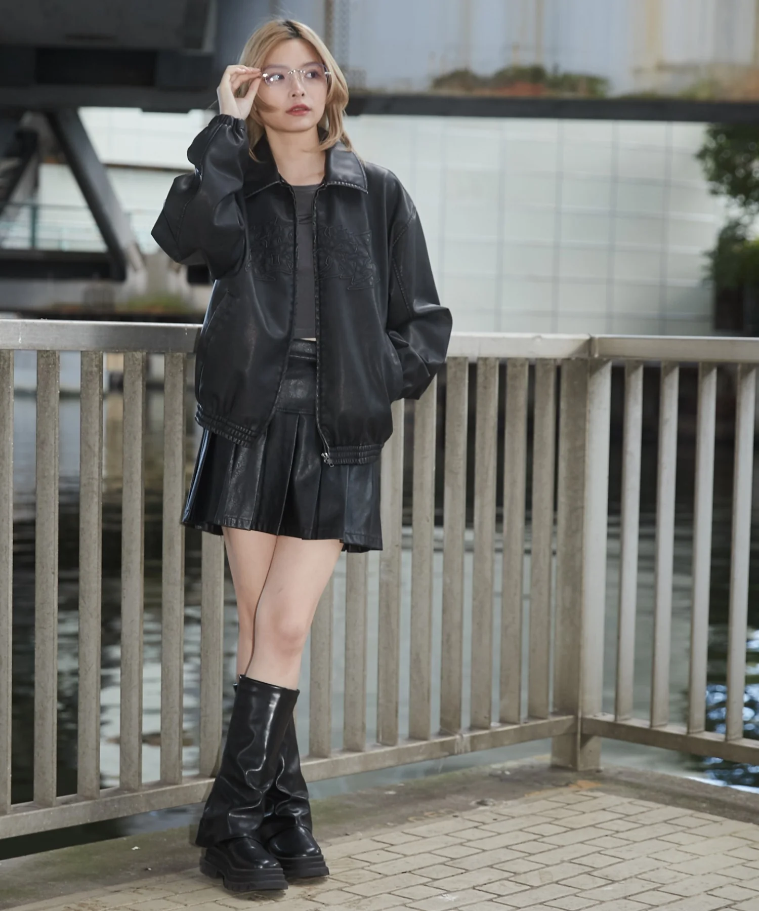 合皮ダメージアップリケブルゾン - Image 7