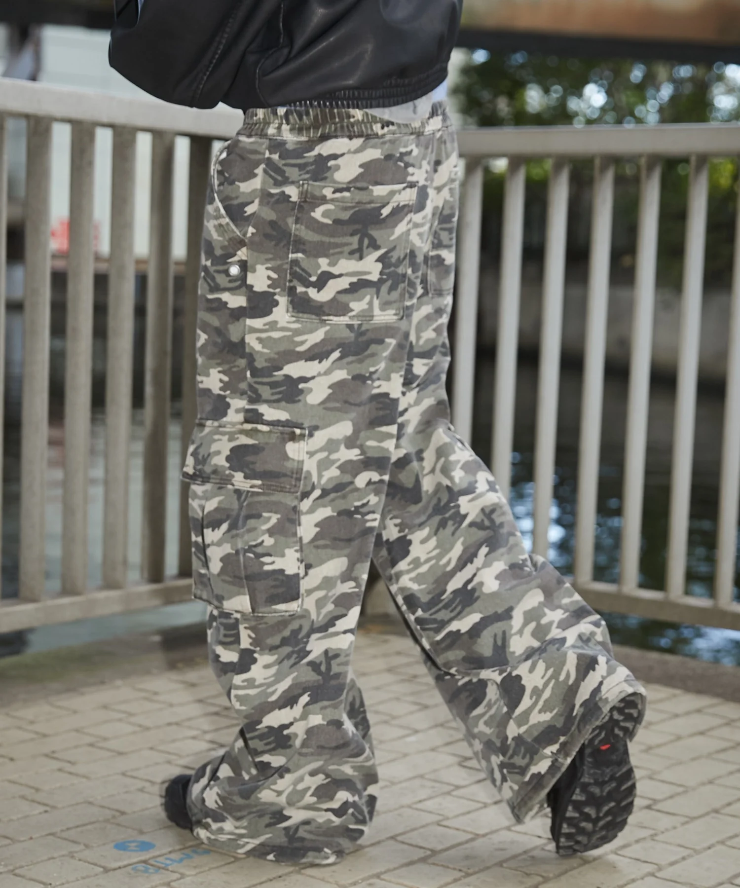 スーパーフレアカーゴパンツ - Image 16
