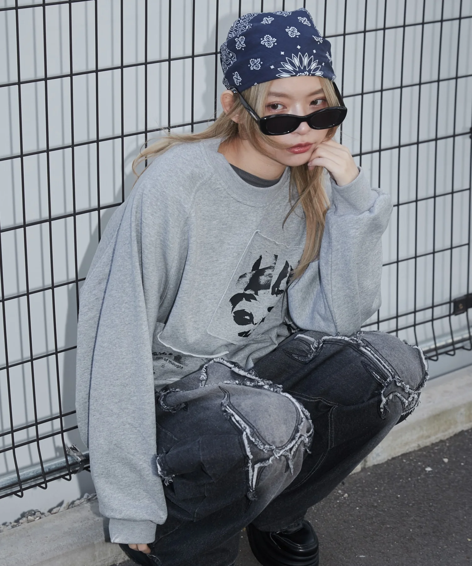 フォトペーストグラフィックプルオーバー - Image 18