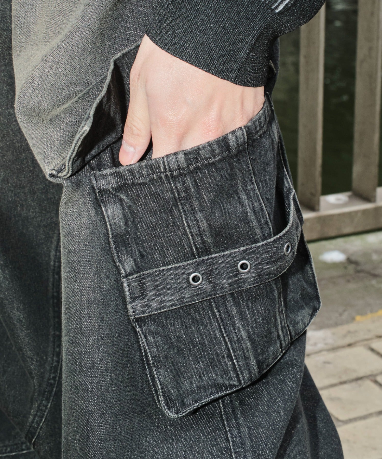 マルチZIPデニムパンツ - Image 10