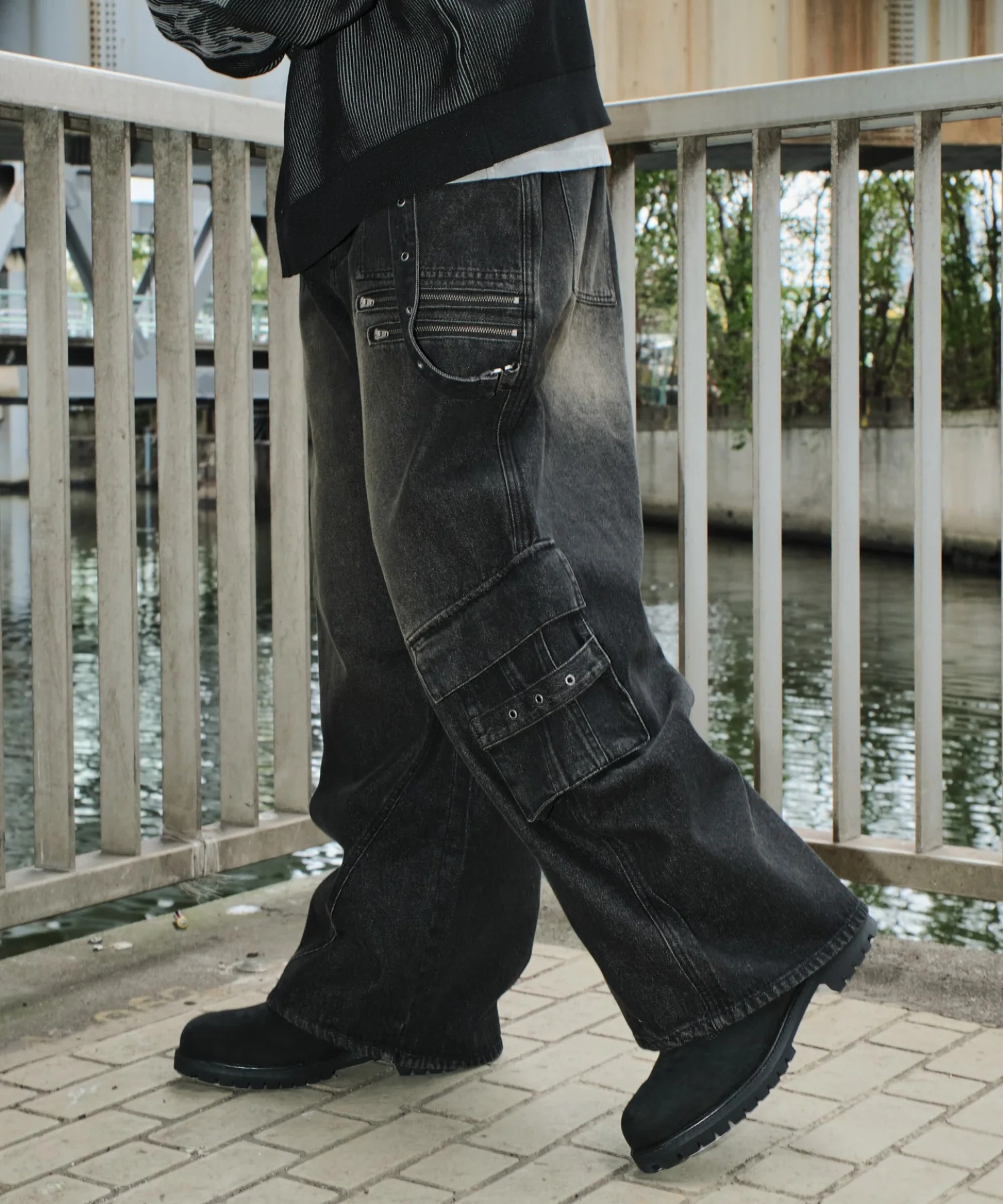 マルチZIPデニムパンツ - Image 3