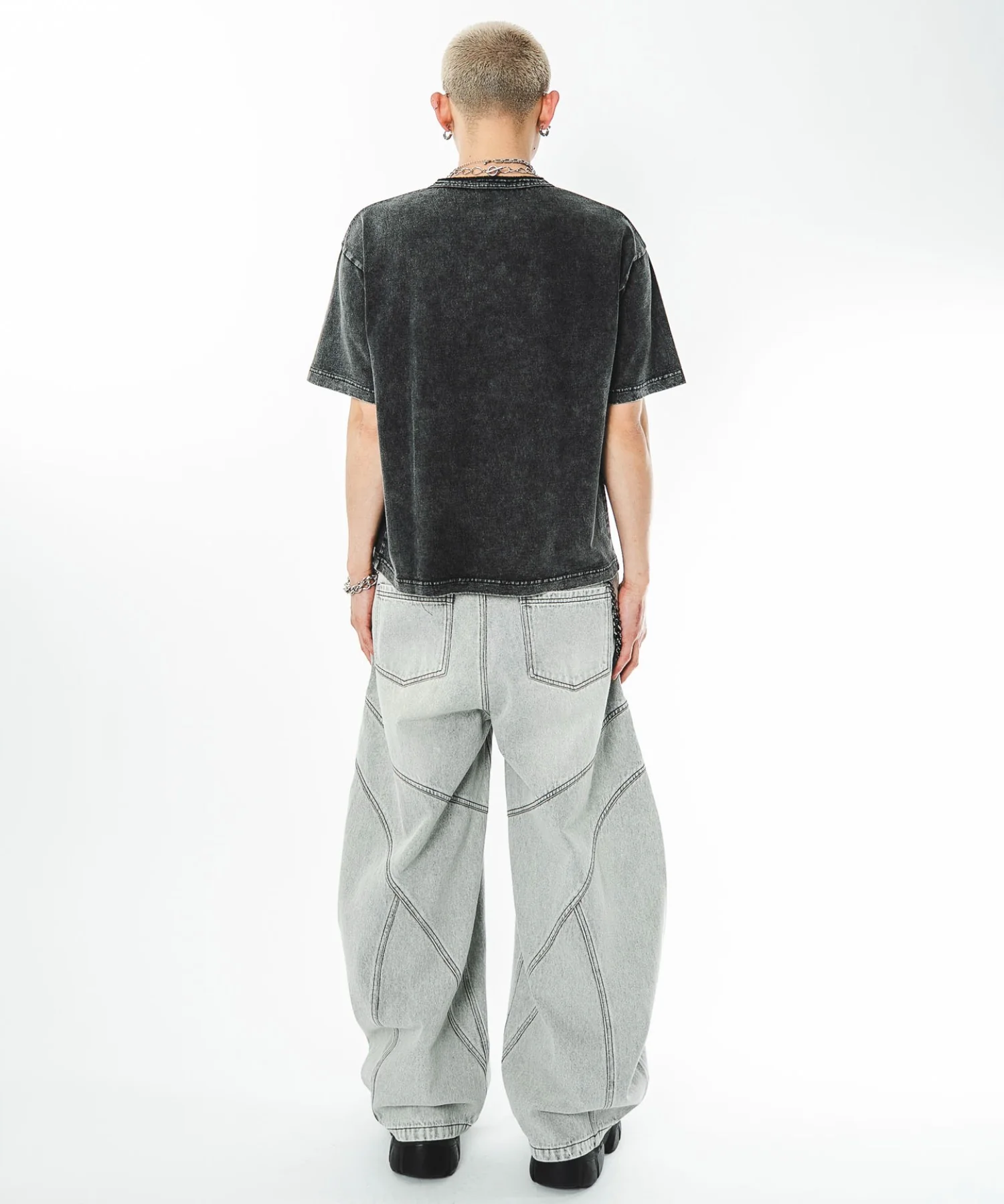 グラフィックヘンリーネックT(SS) - Image 30