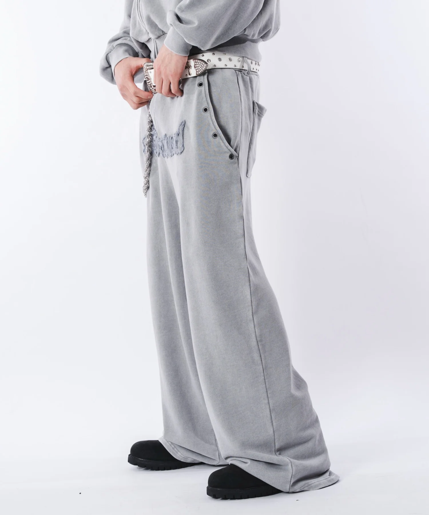 ブリーチハトメスウェットパンツ - Image 16