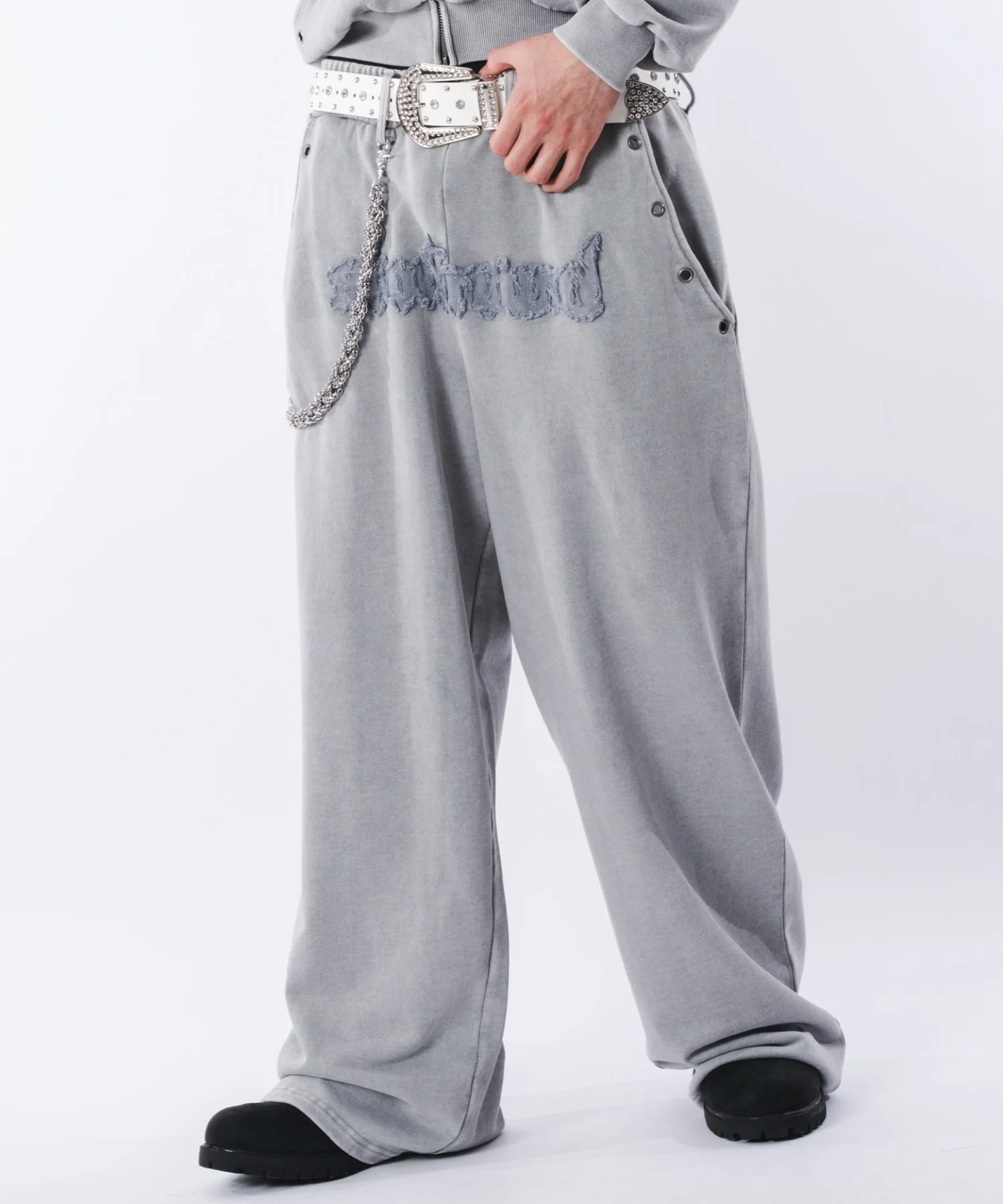ブリーチハトメスウェットパンツ - Image 18