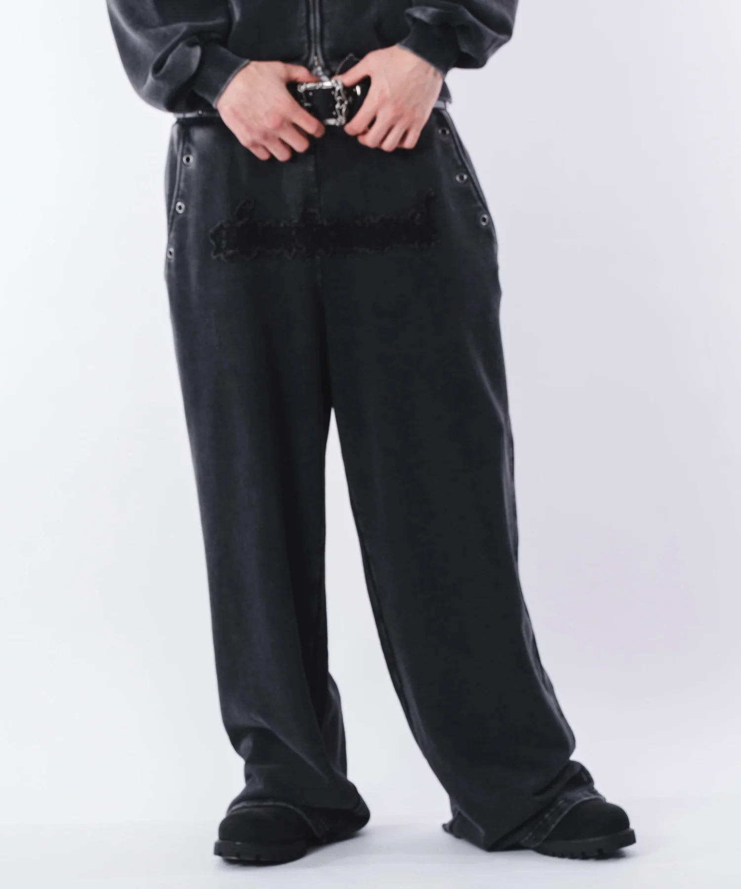 ブリーチハトメスウェットパンツ - Image 43