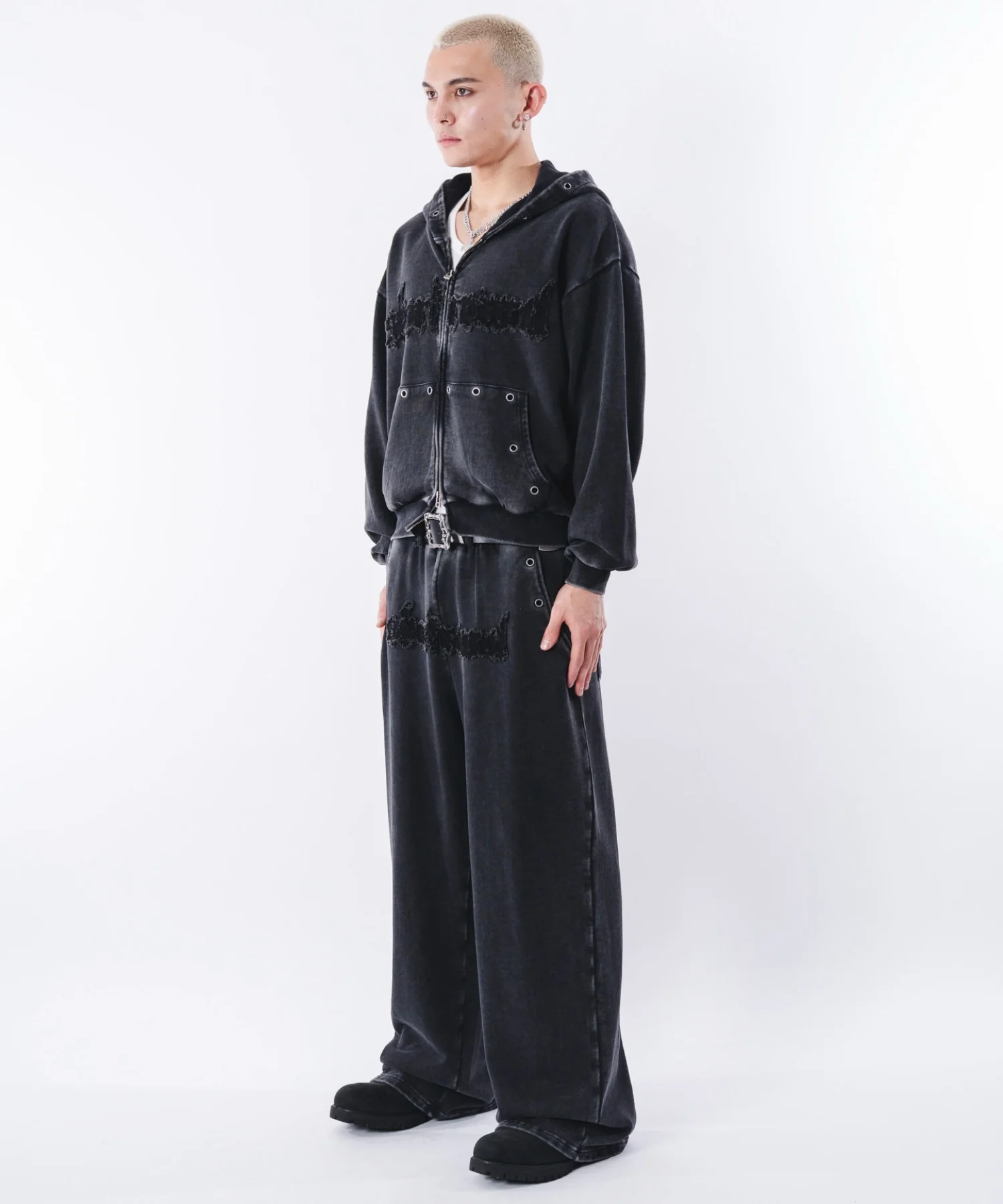 ブリーチハトメスウェットパンツ - Image 46