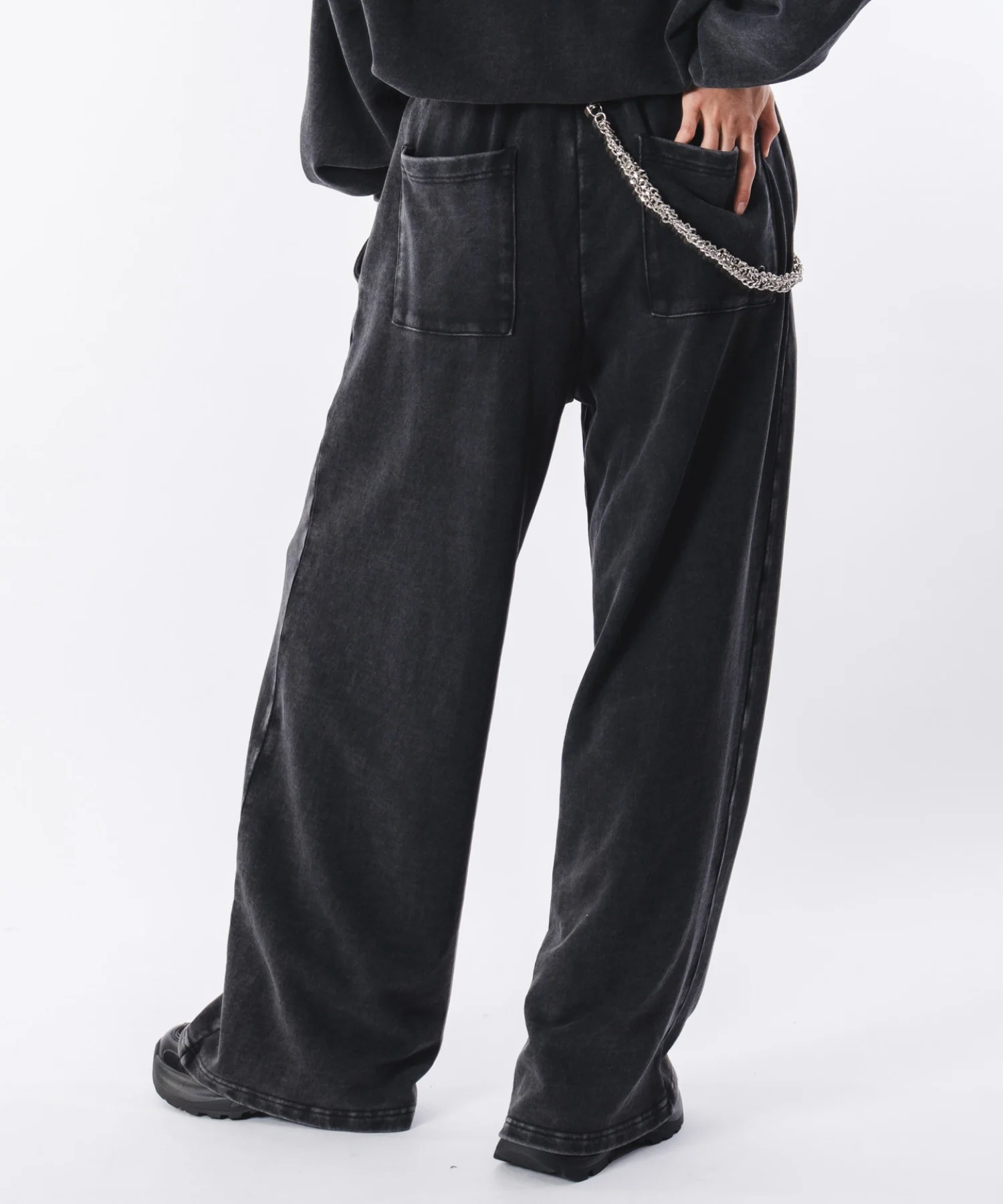 ブリーチハトメスウェットパンツ - Image 57