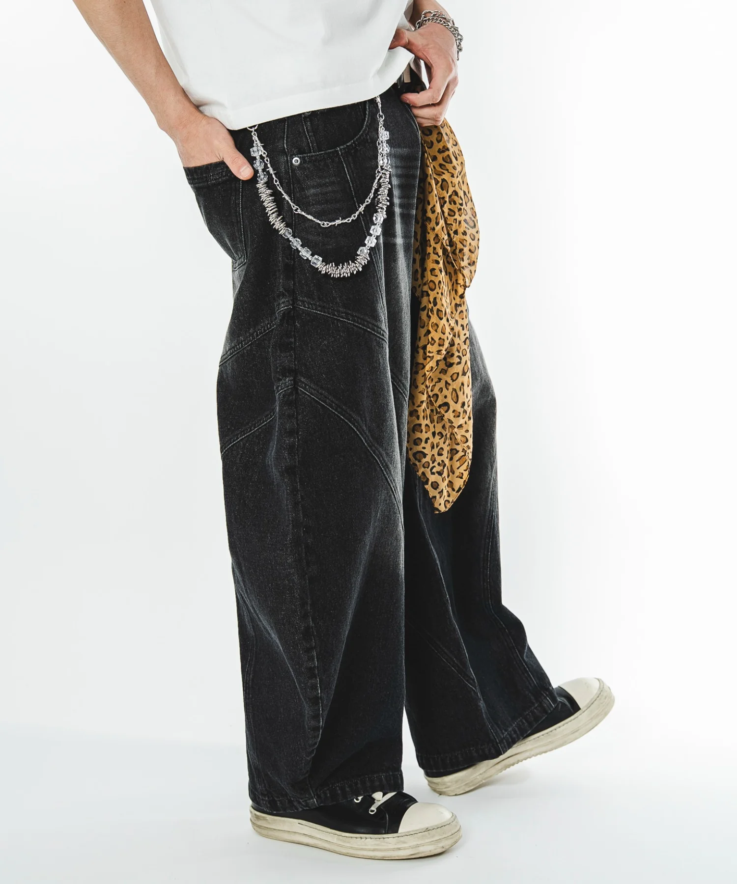 スウィッチングカーブデニムパンツ - Image 14