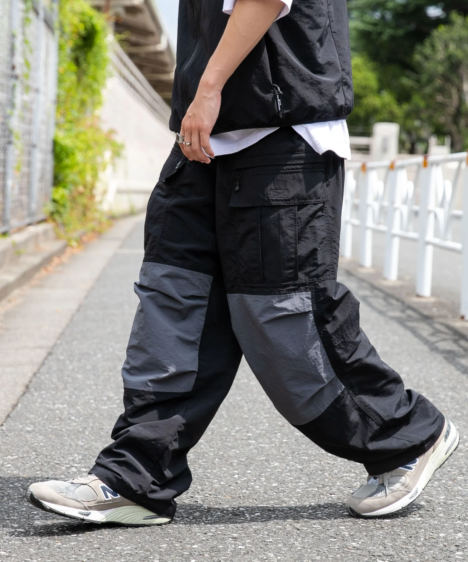 ナイロンユーティリティーカーゴパンツ - Image 9