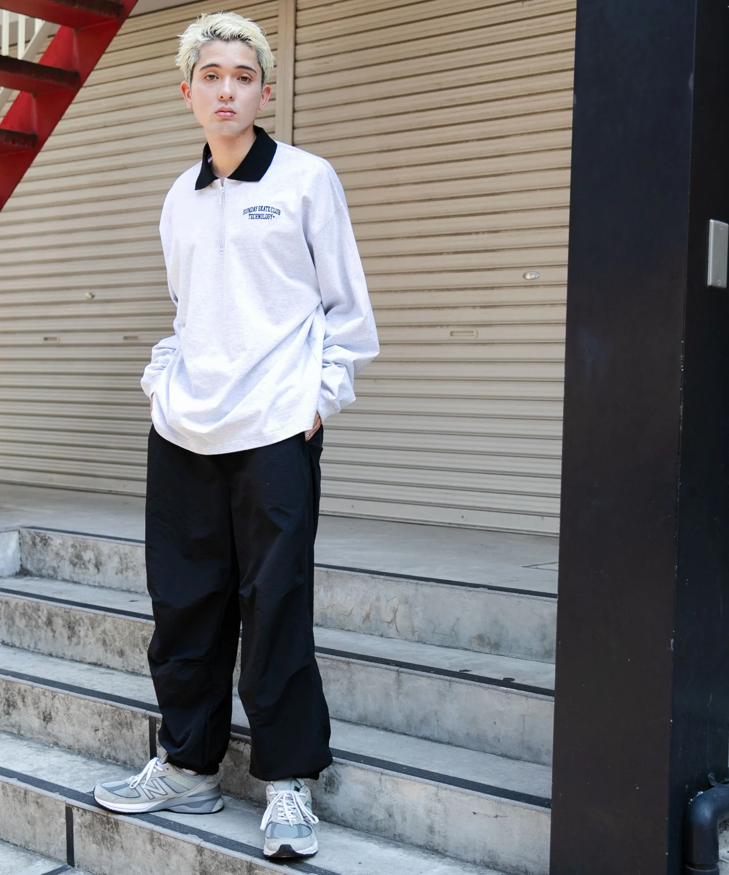 ヘビーウエイトハーフZIPワンポイントロンT - Image 10