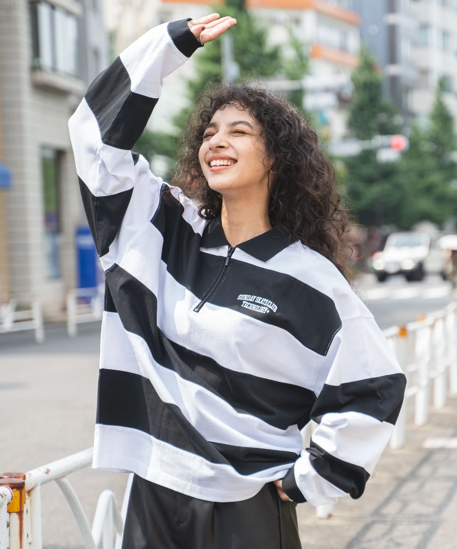 ヘビーウエイトハーフZIPワンポイントロンT - Image 23