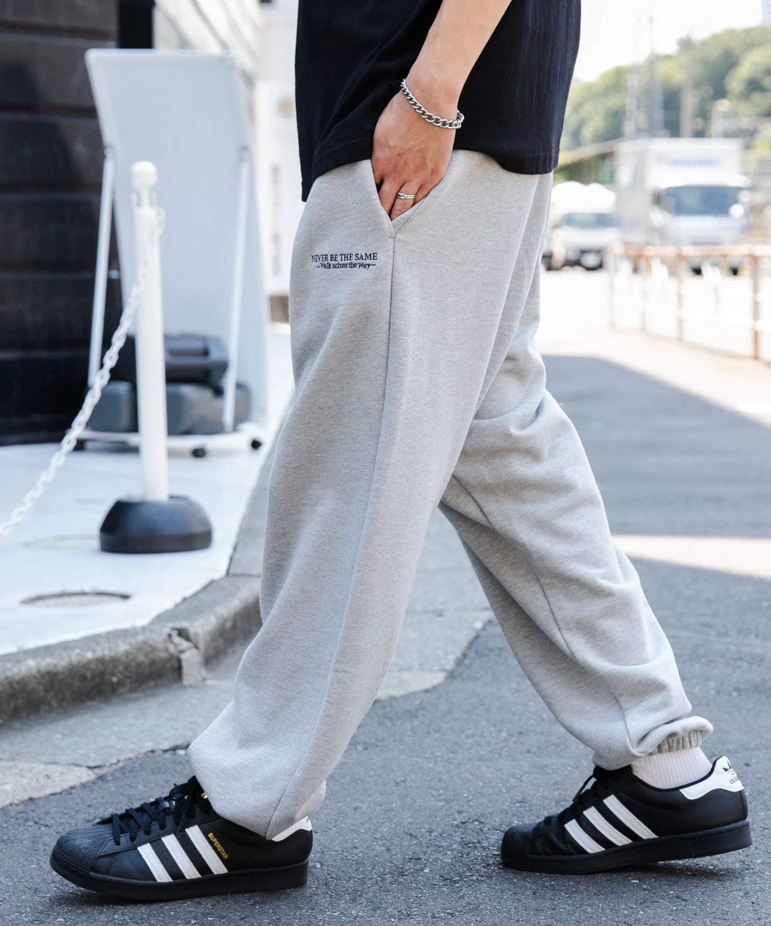 ヘビーウエイトワンポイントスウェットパンツ - Image 14