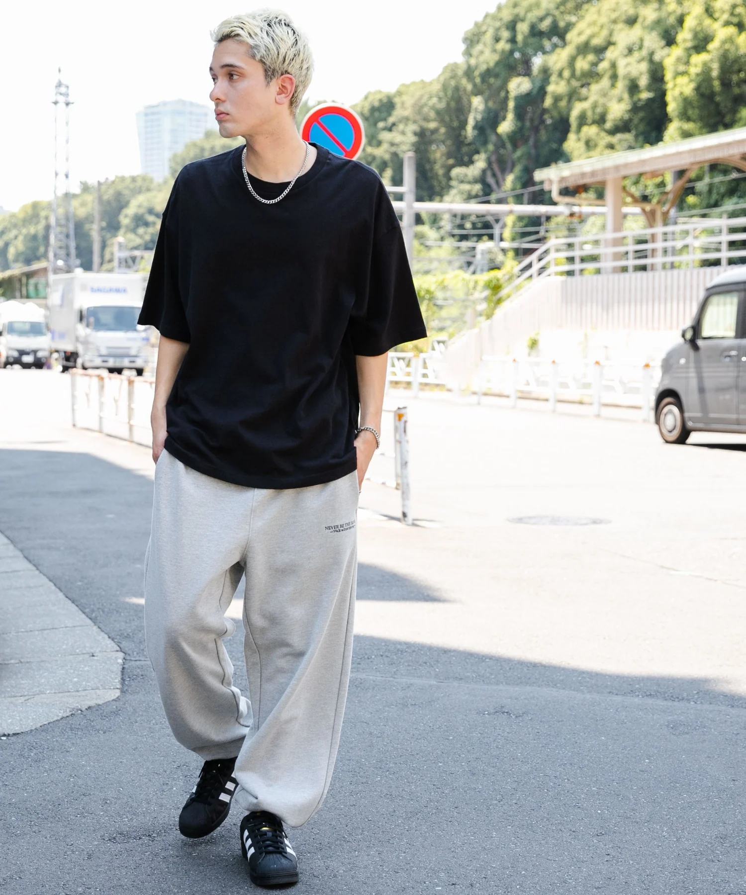 ヘビーウエイトワンポイントスウェットパンツ - Image 17