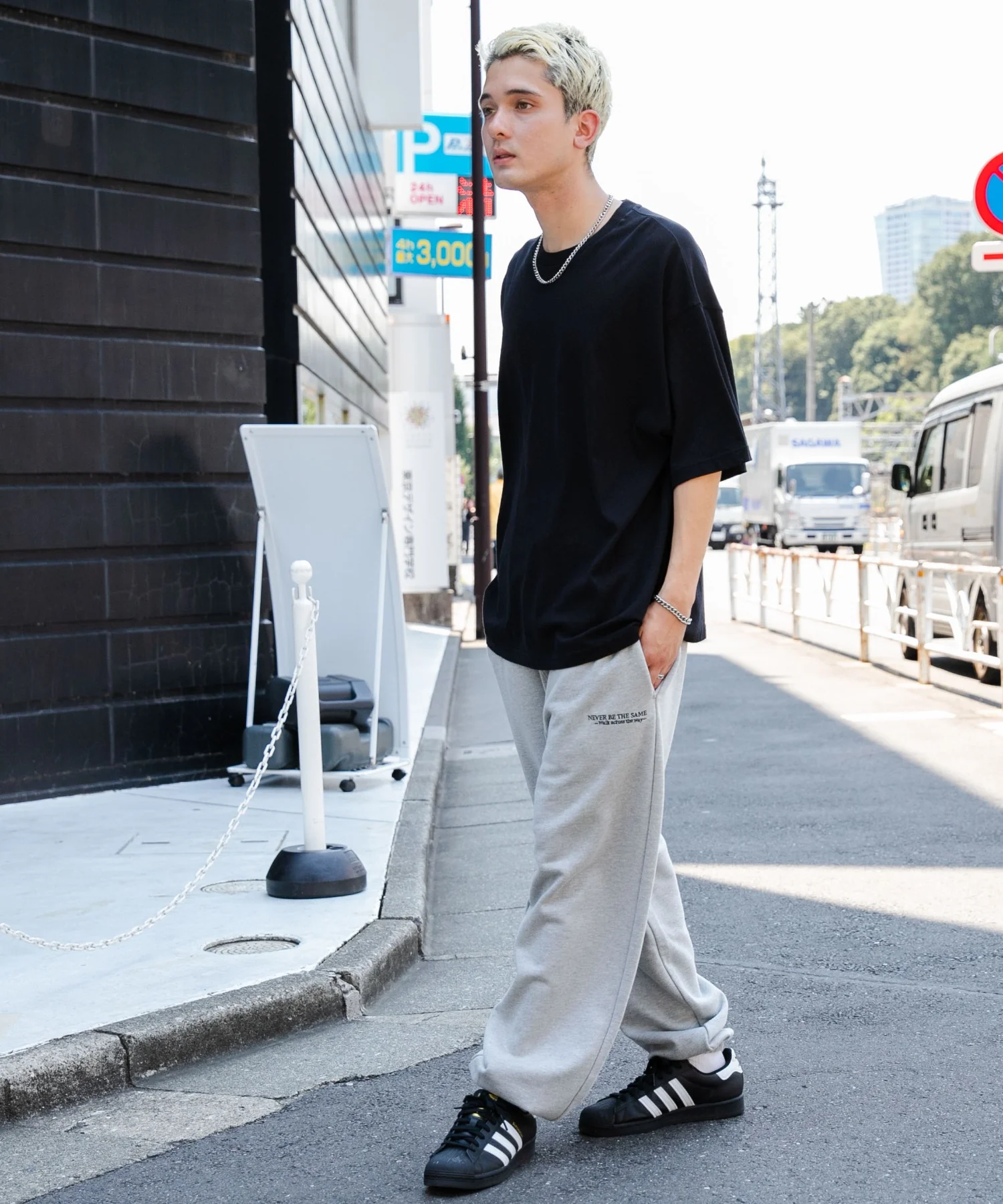 ヘビーウエイトワンポイントスウェットパンツ - Image 18