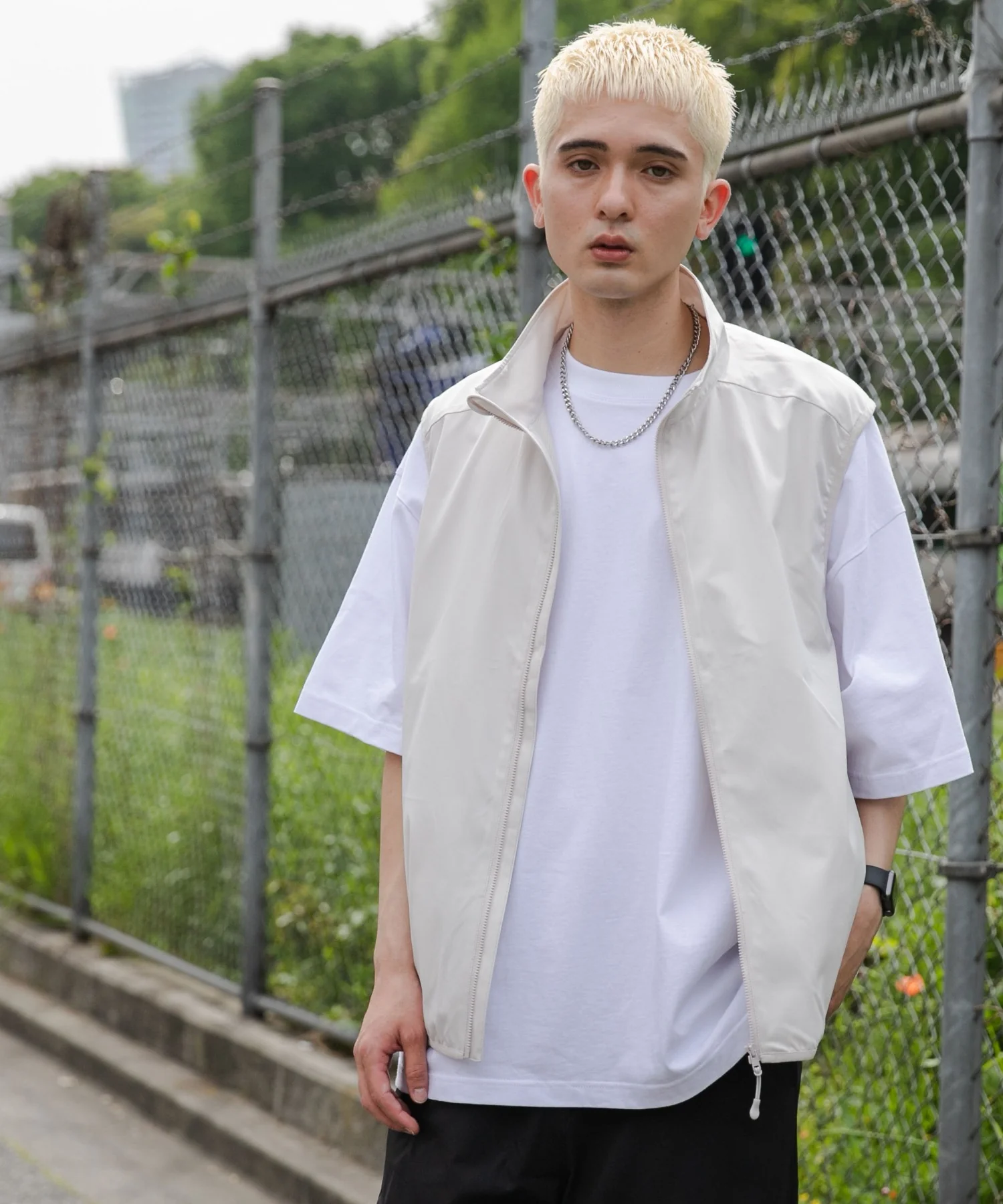 TECH VEST - Image 11