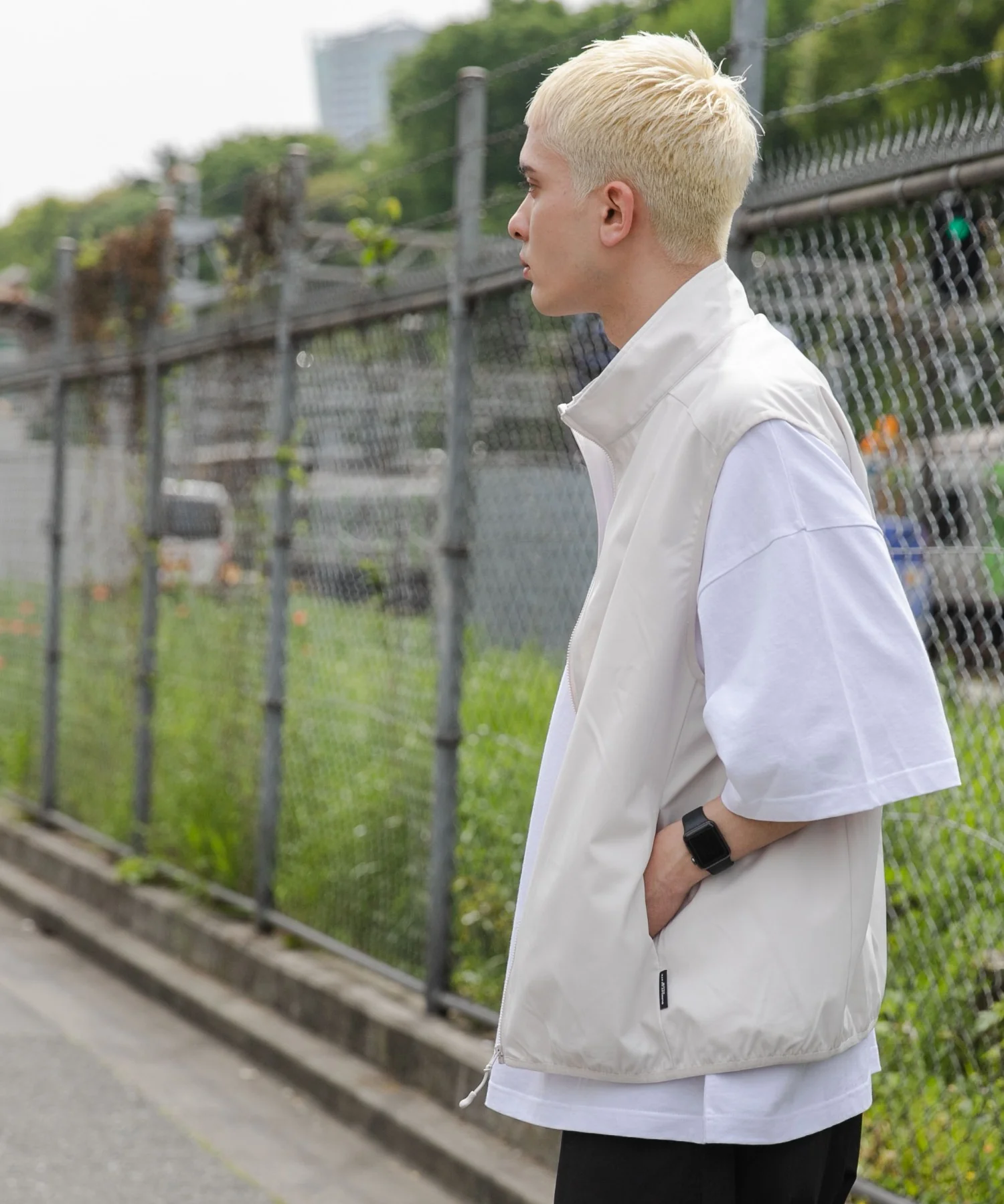 TECH VEST - Image 13