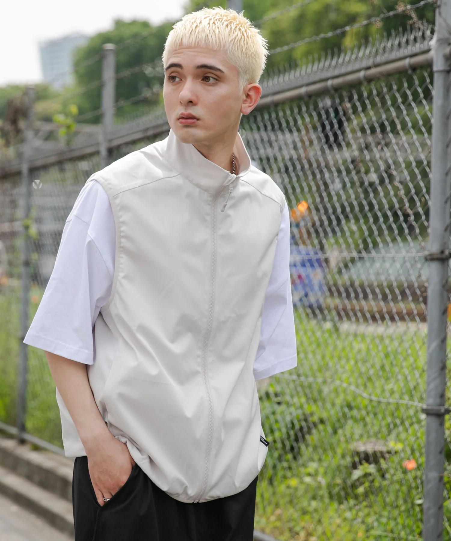 TECH VEST - Image 15