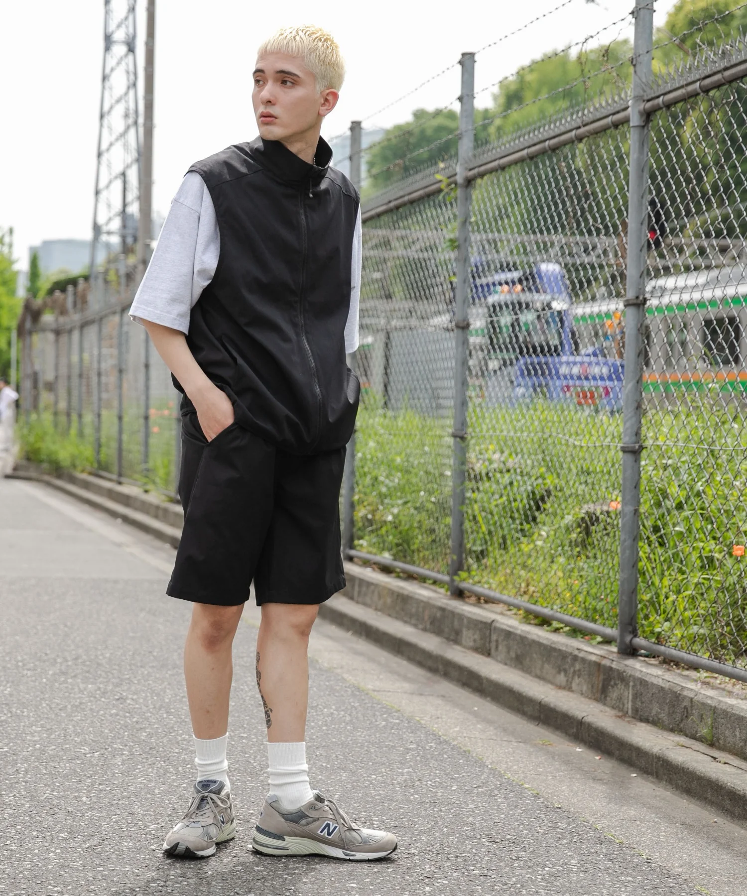TECH VEST - Image 22