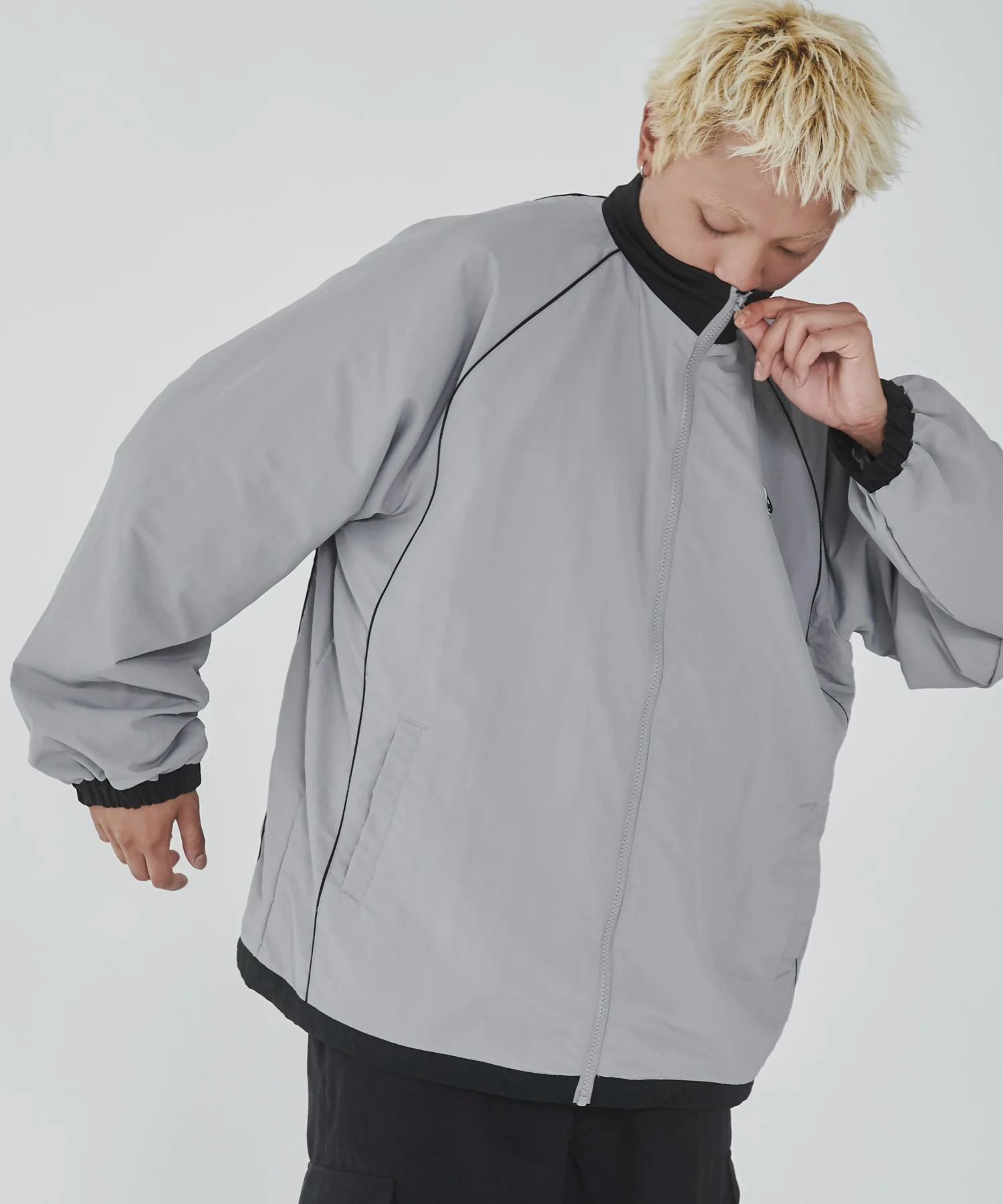 バルーンナイロンブルゾン