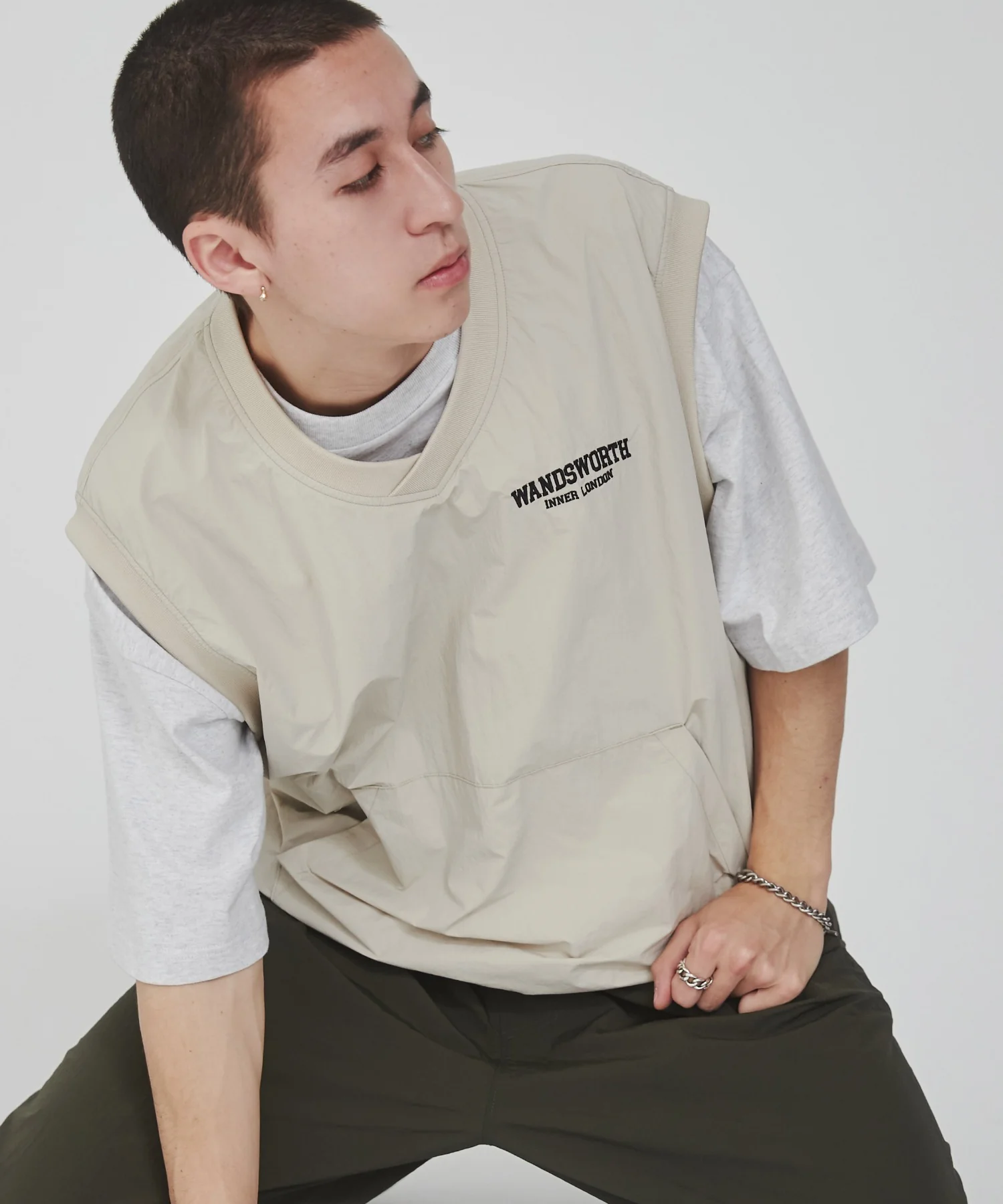 ナイロンVネックベスト - Image 13