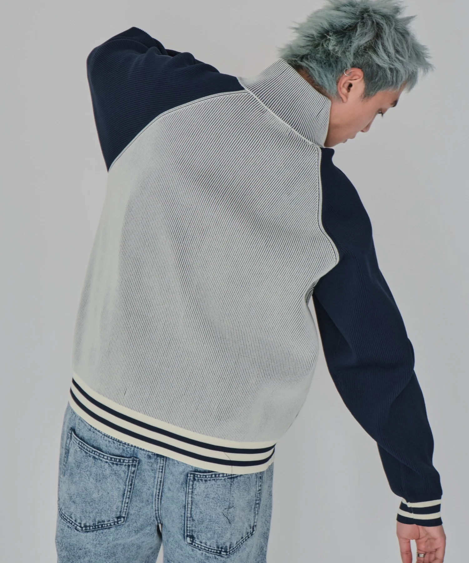 ラグラングラフィックニットブルゾン - Image 16
