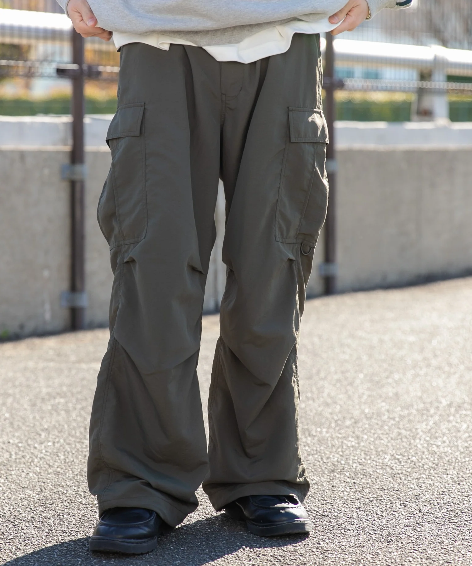 ナイロンカーゴパンツ - Image 3