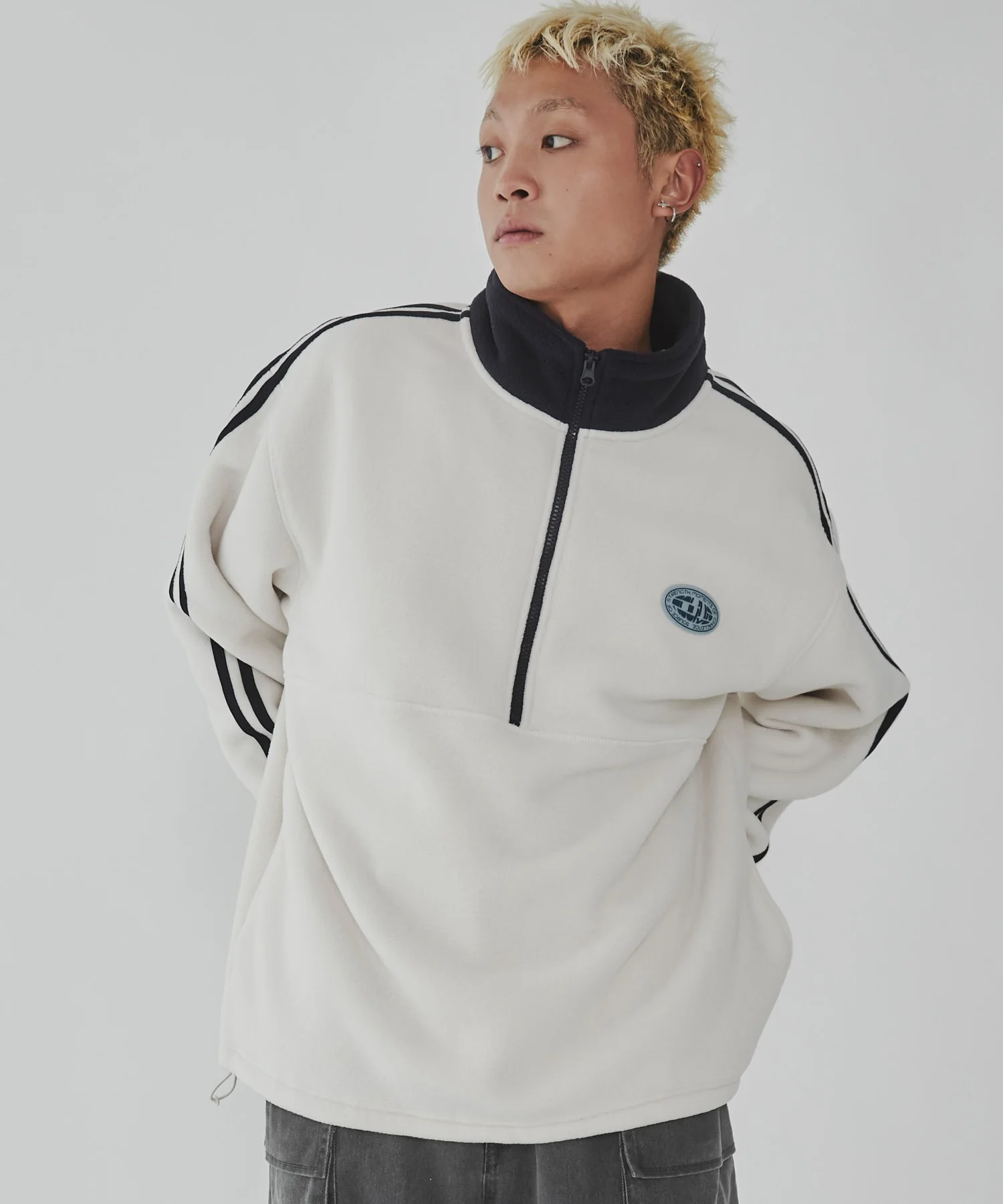 フリース ワンポイントハーフZIPプルオーバー - Image 2